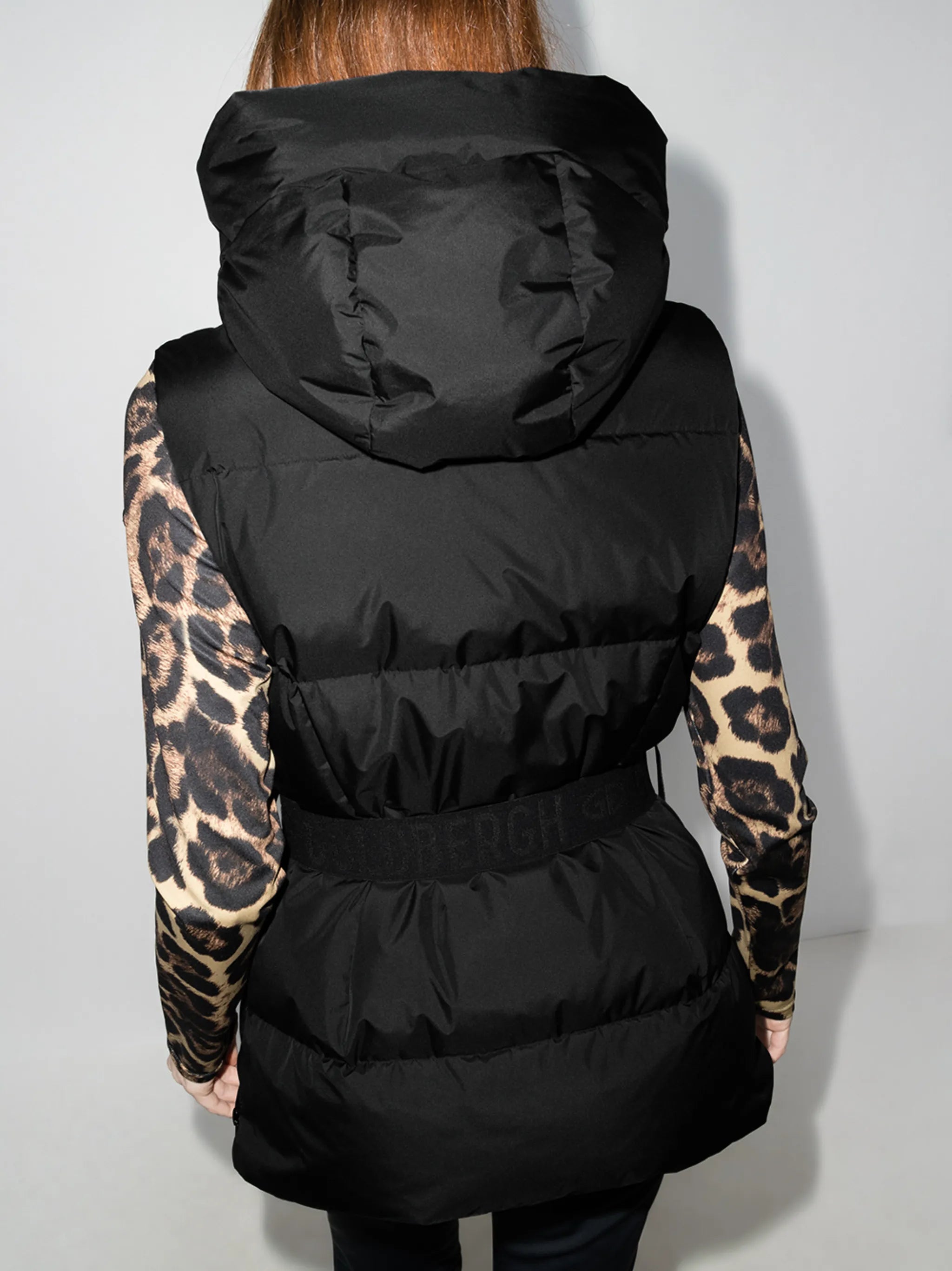 Mae sleeveless ski jacket