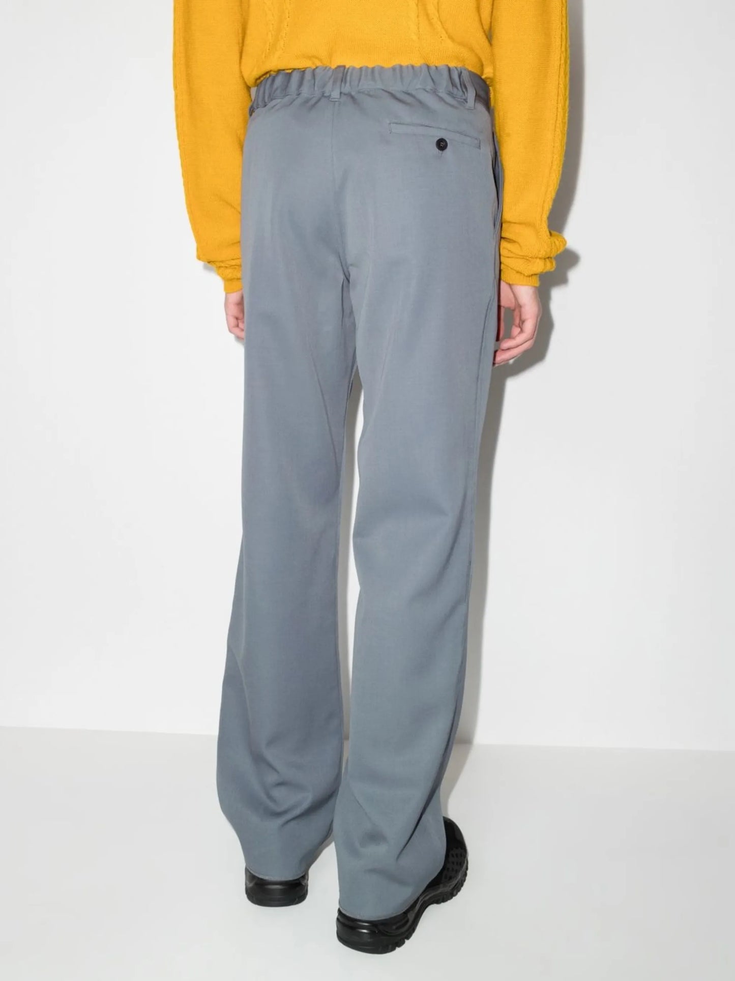 straight-leg tailored trousers