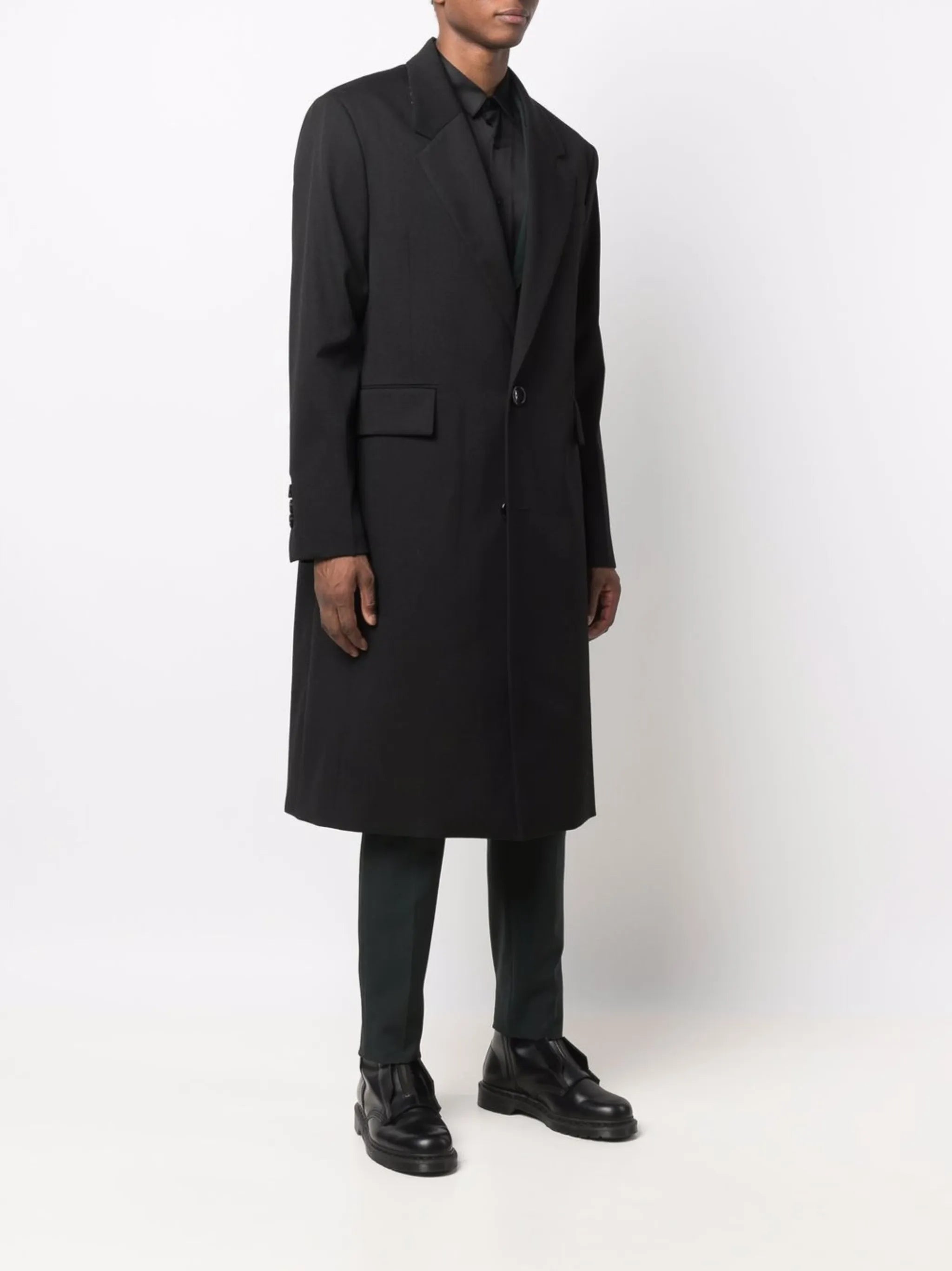 single-breasted overcoat