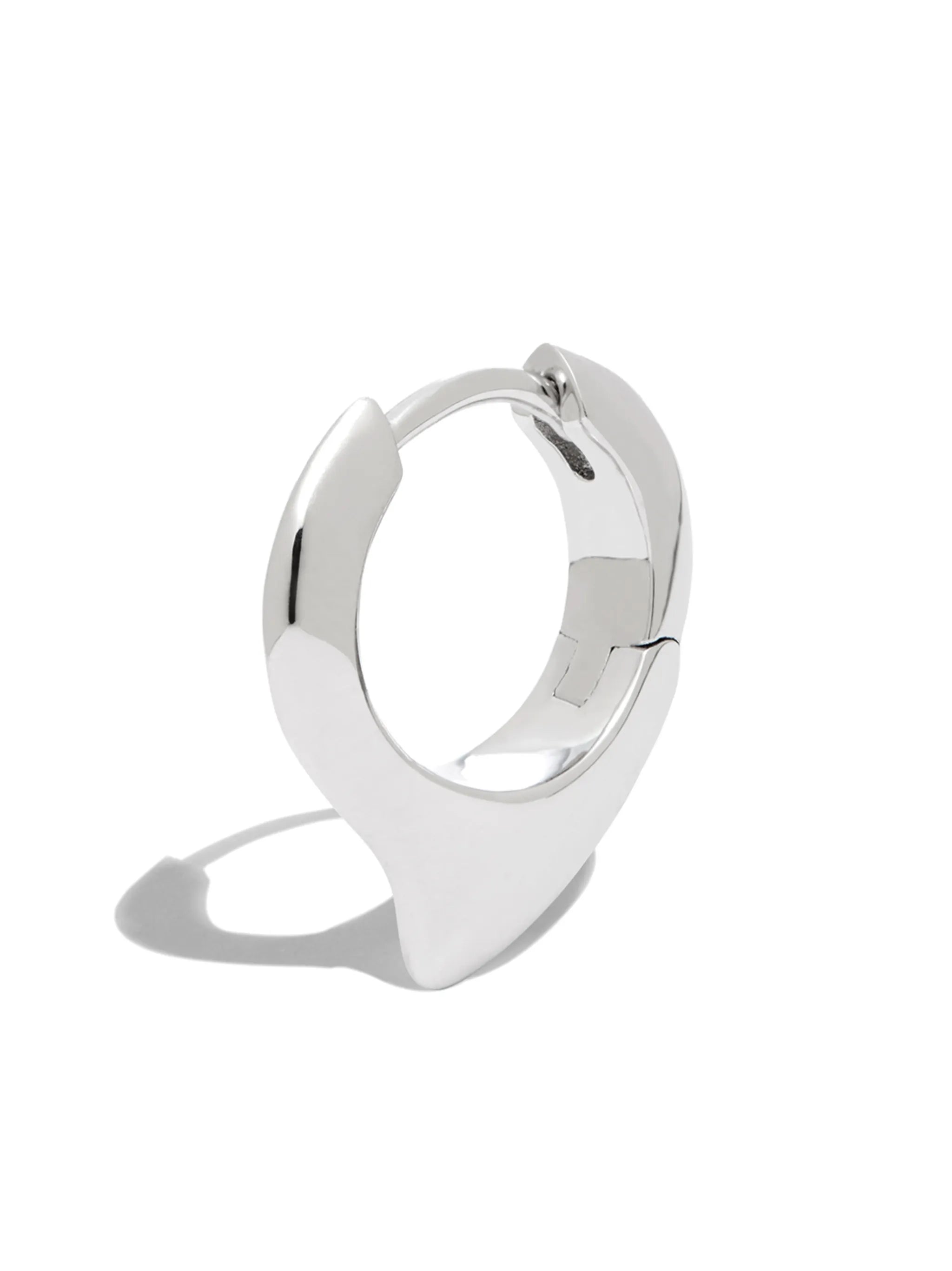Fiona Huggie earring