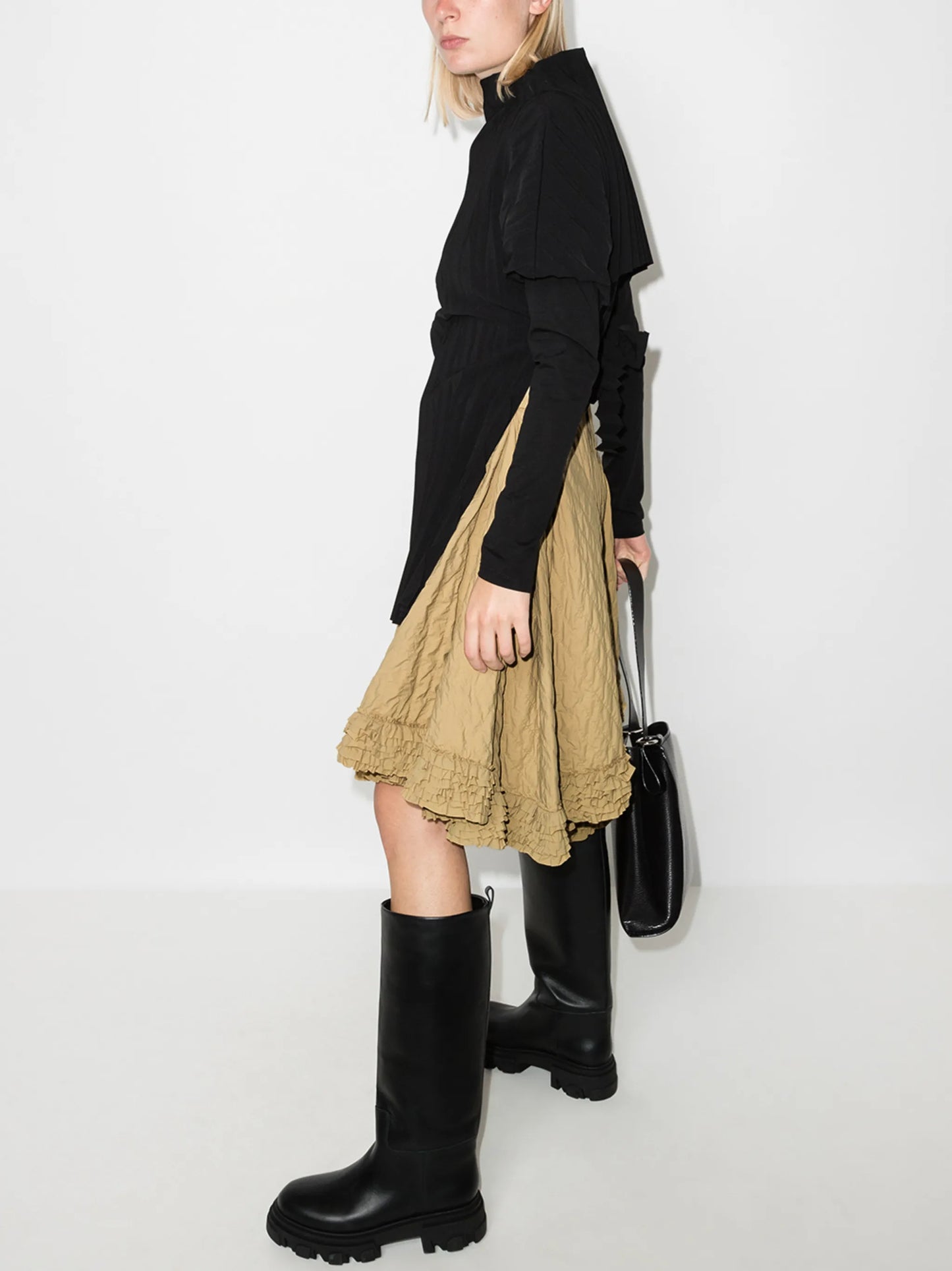 Moncler 1952 quilted asymmetric skirt