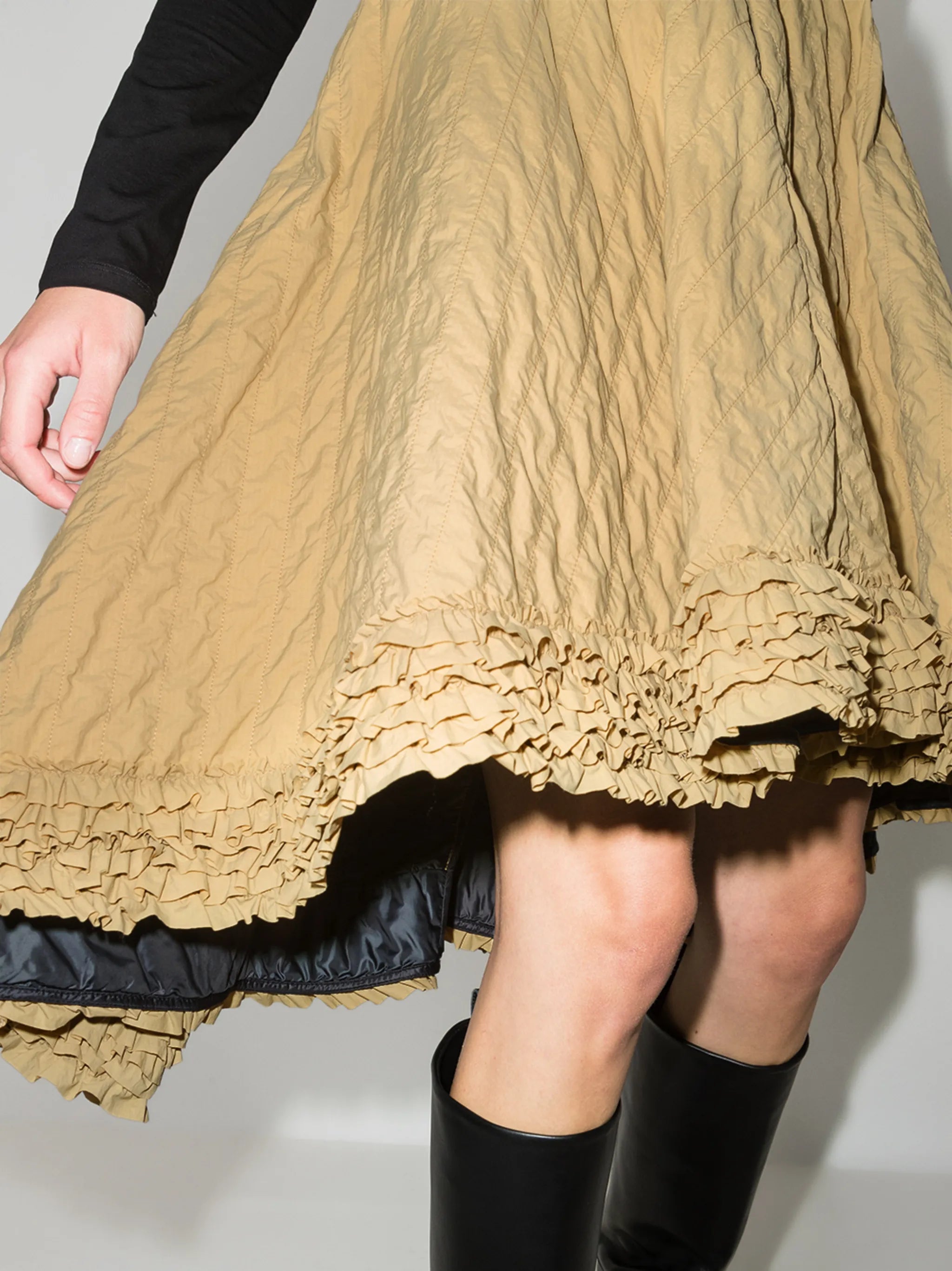 Moncler 1952 quilted asymmetric skirt