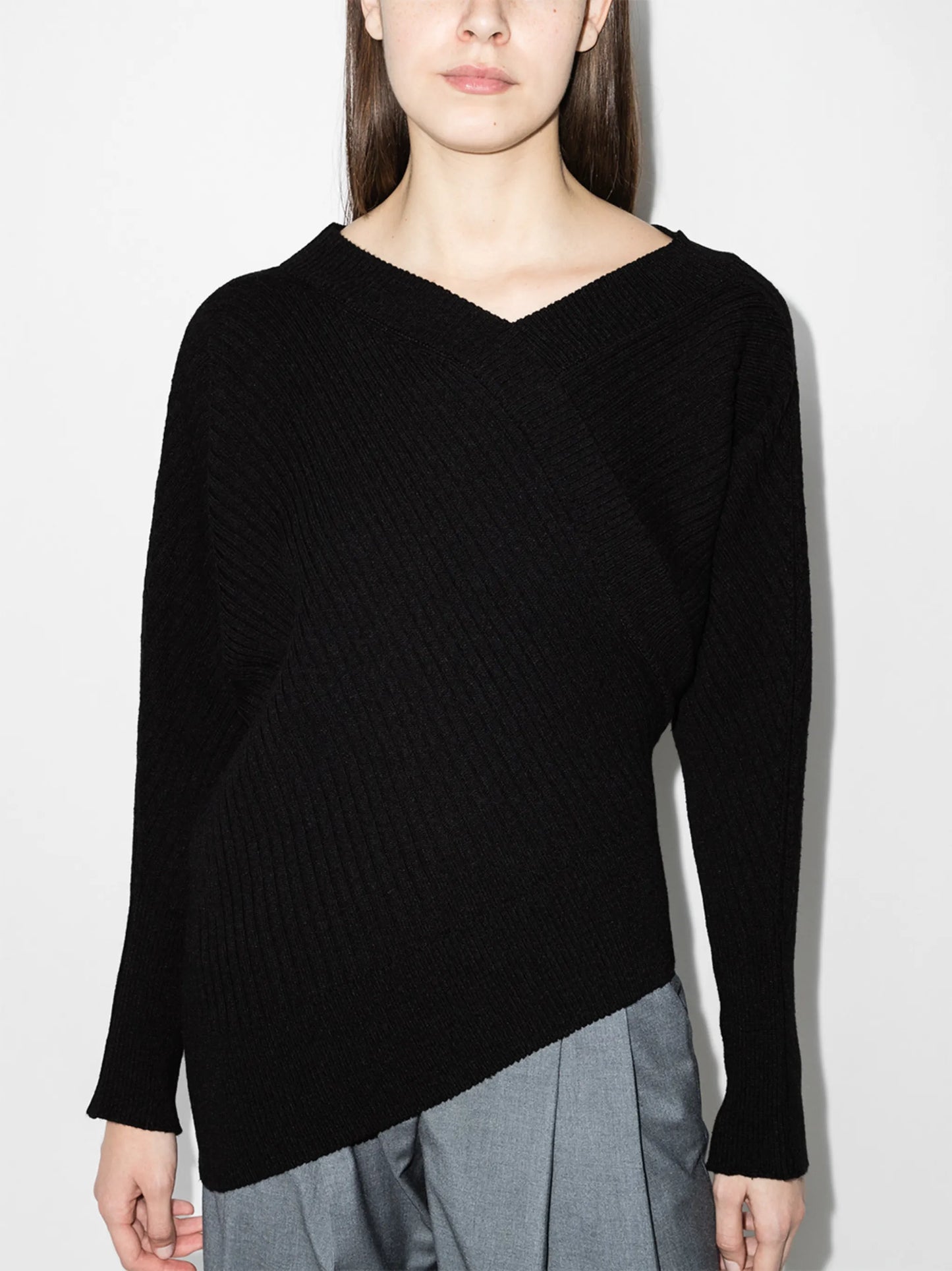 Unbalance asymmetric ribbed jumper