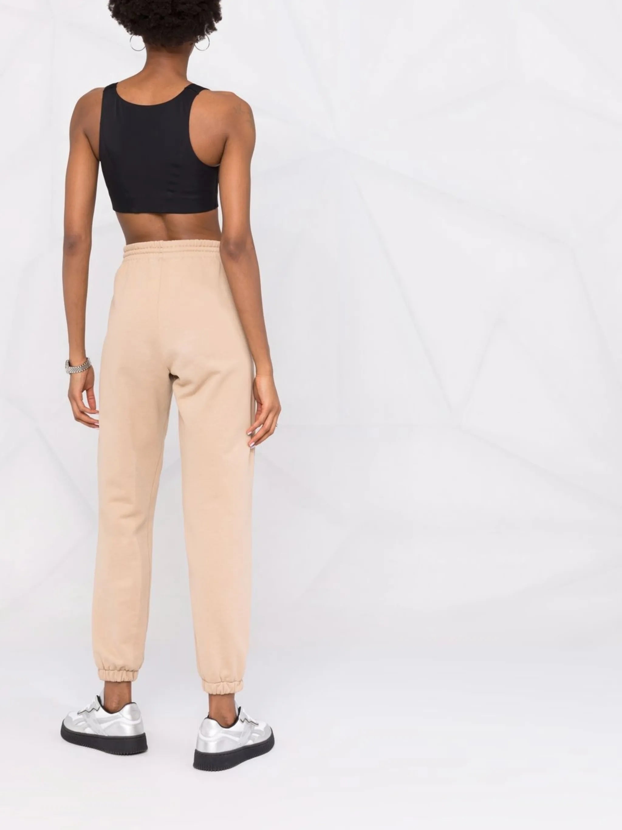Bonded scoop-neck sports bra