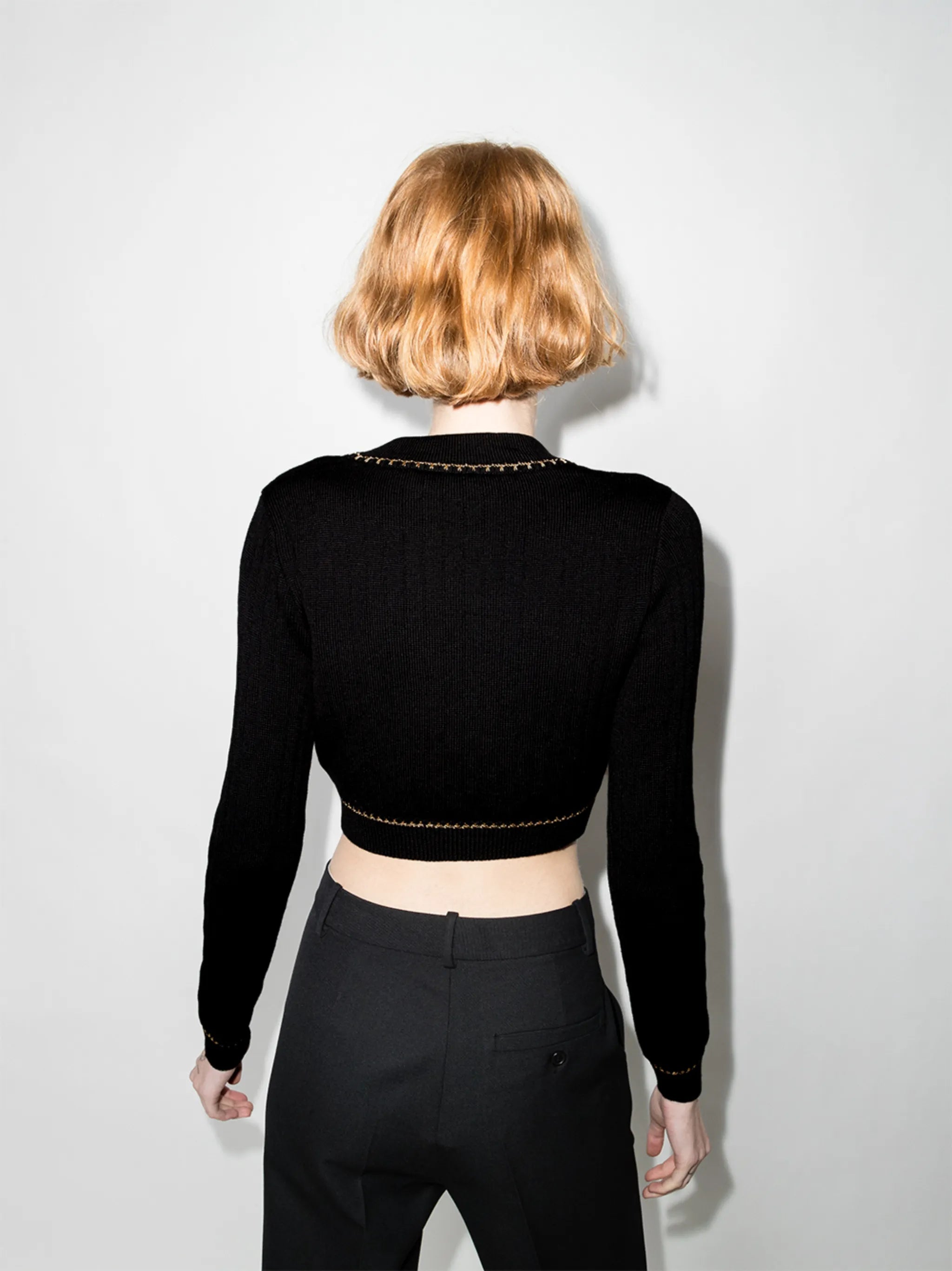 logo-button cropped cardigan