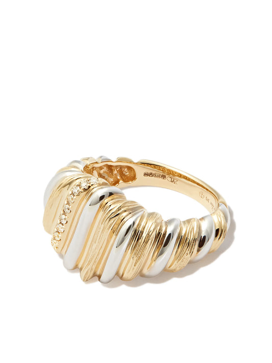9kt yellow gold Gaufrette diamond signet ring