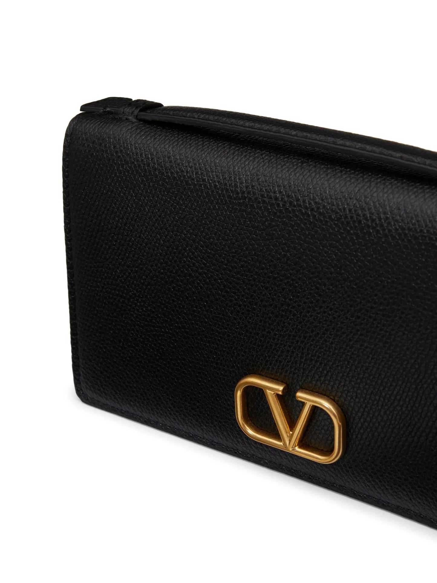 VLogo Signature grainy calfskin wallet with chain