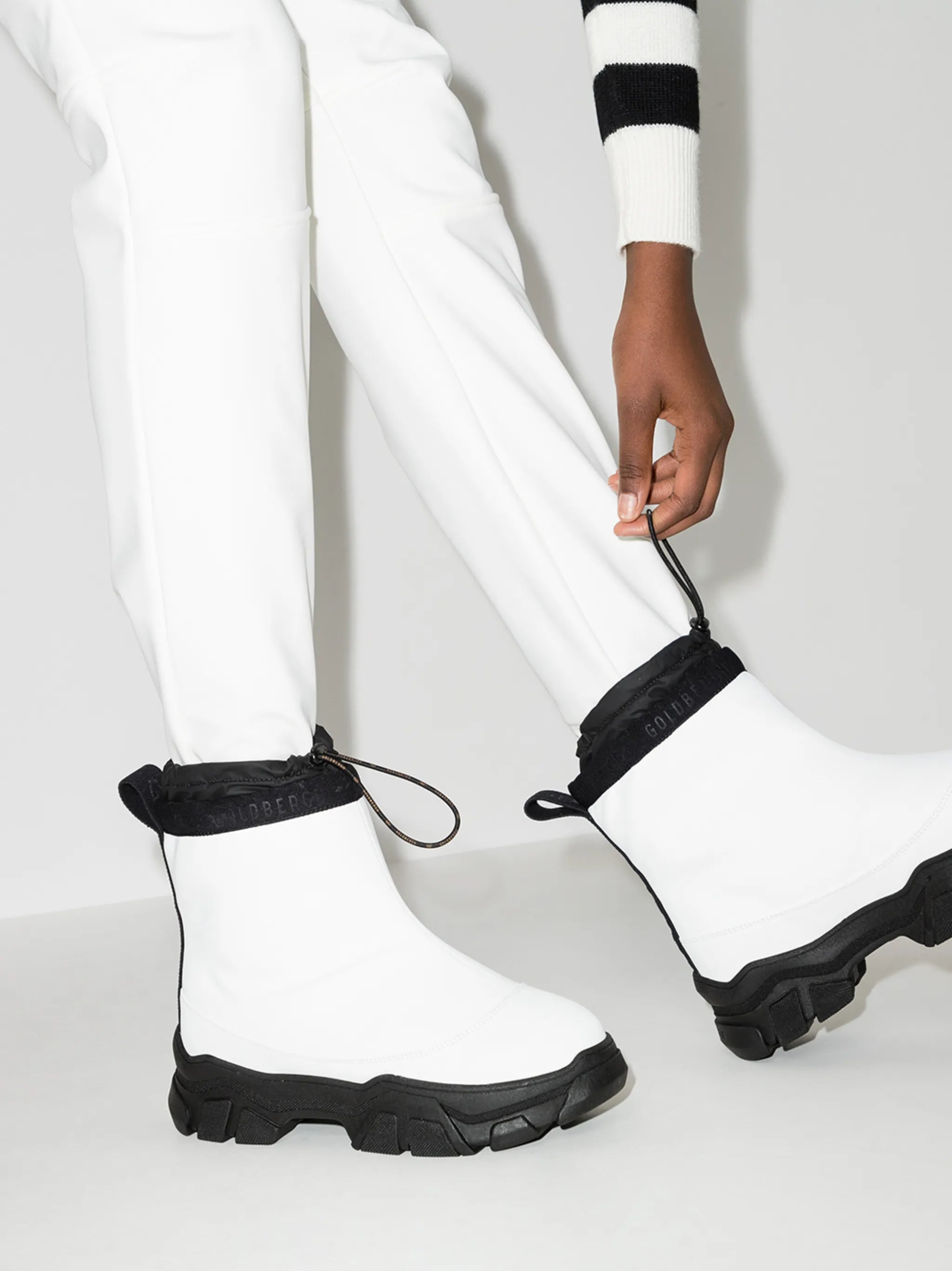 Glacier snow boots