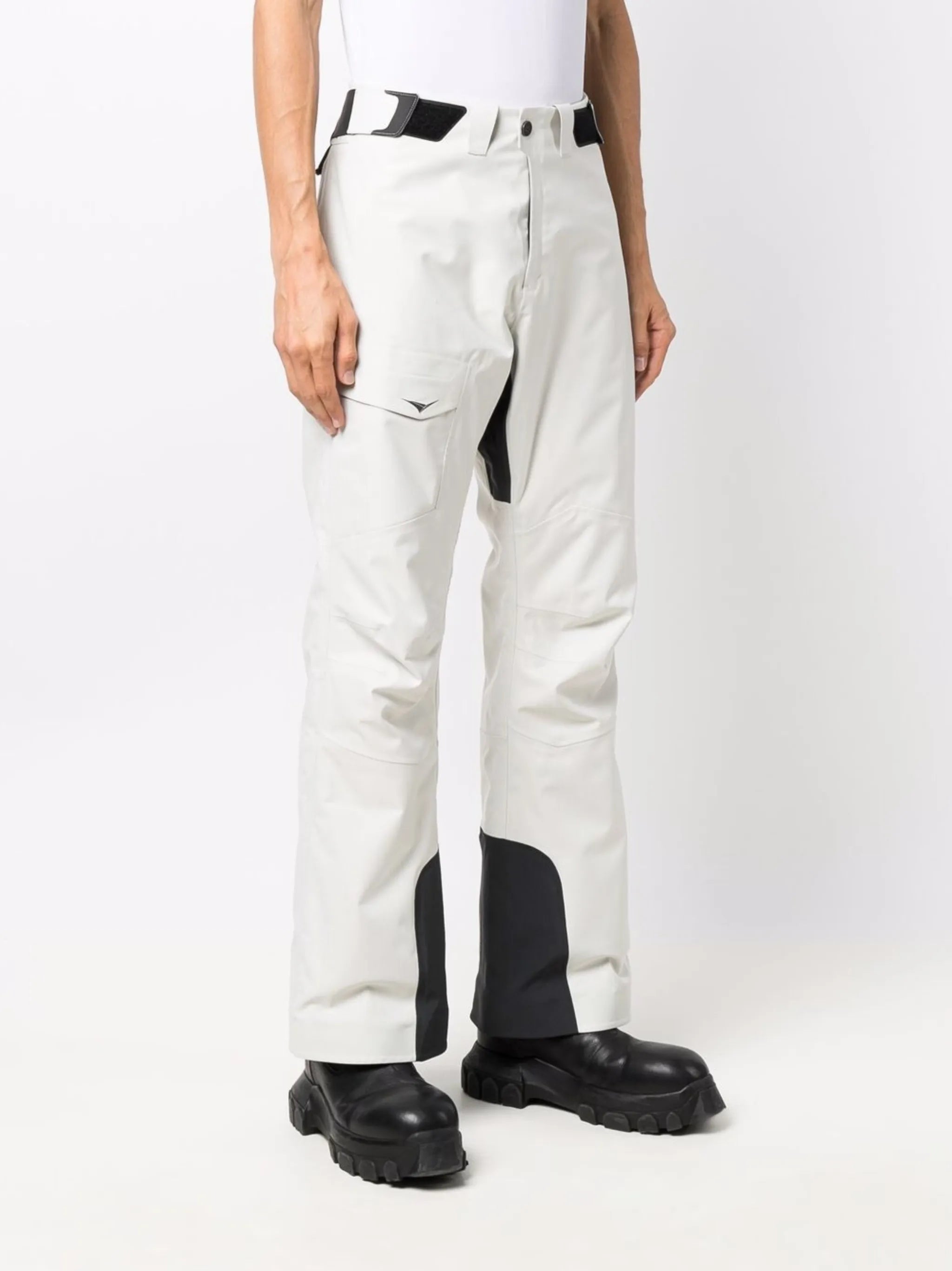 flared-leg trousers