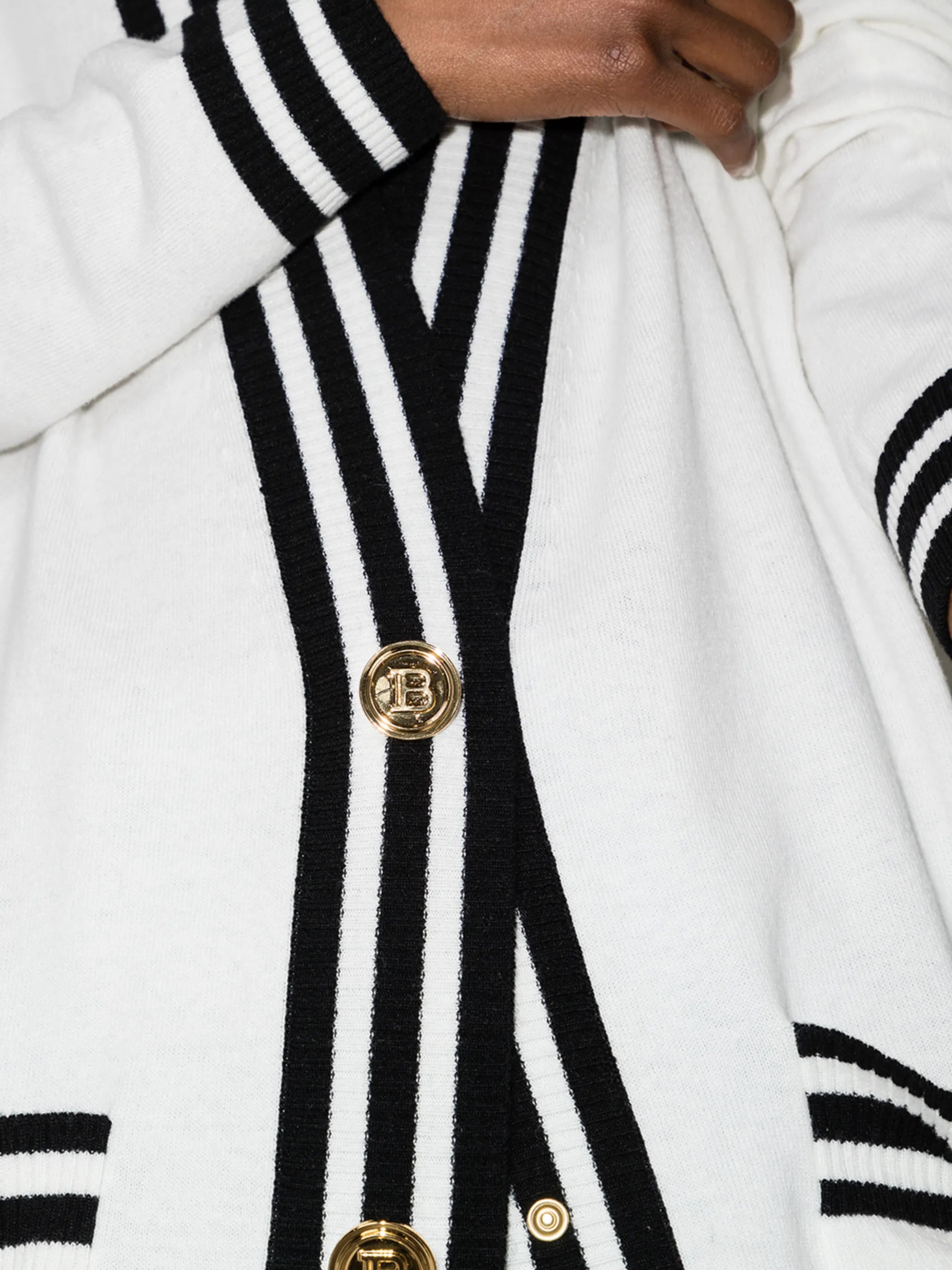 embroidered logo V-neck cardigan