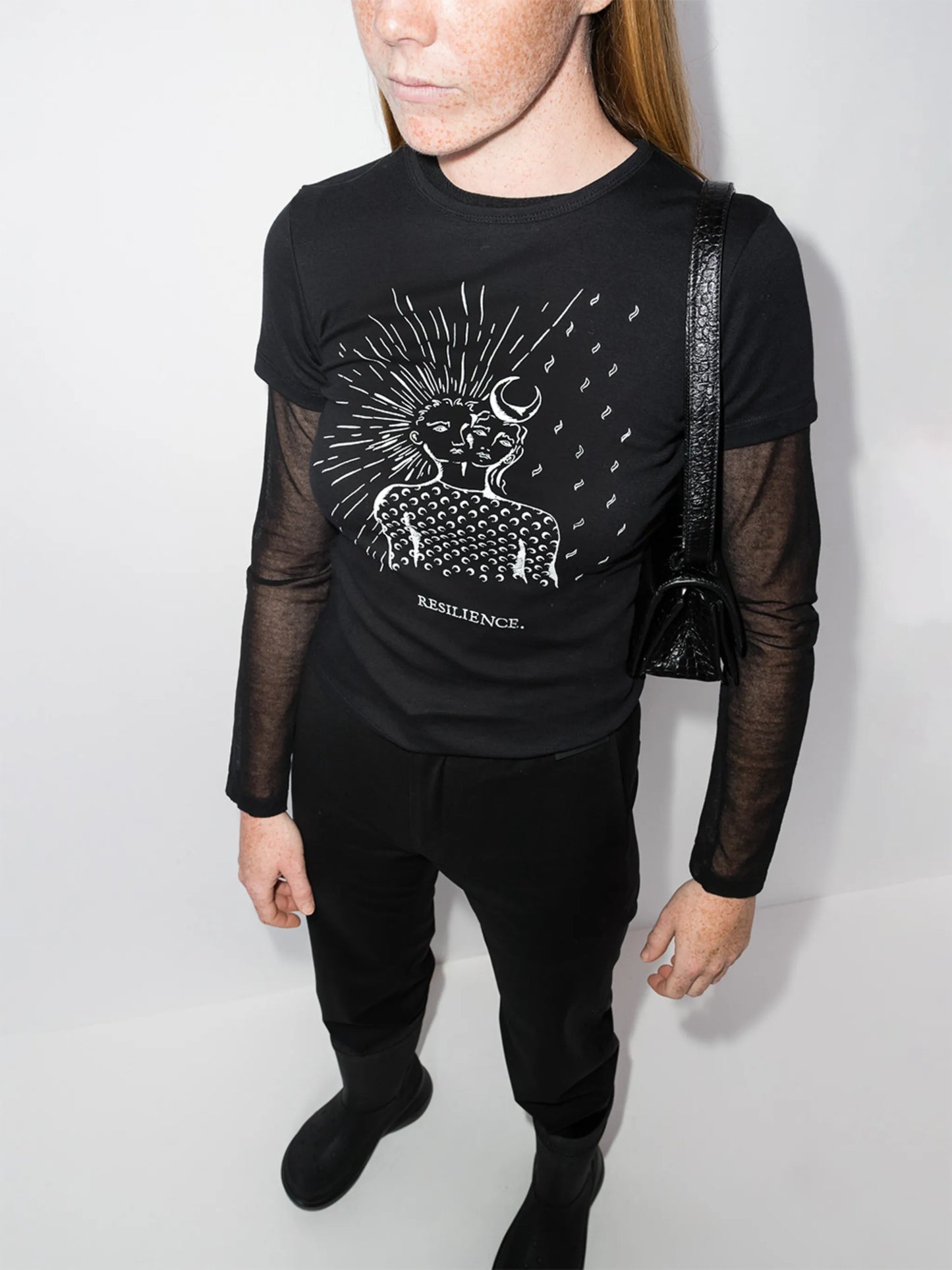 Resilience tarot card-print fitted T-shirt