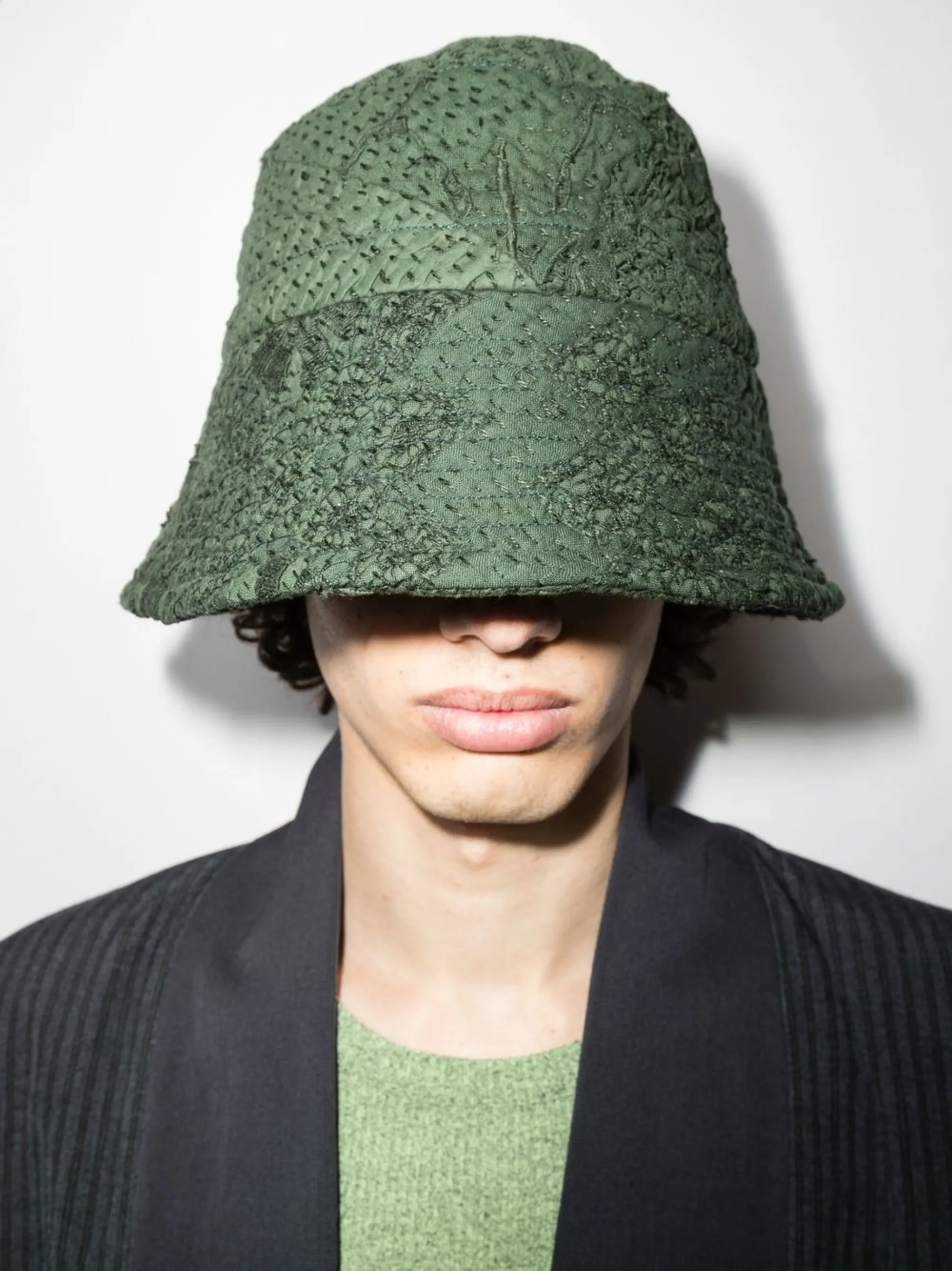 Callum embroidered bucket hat
