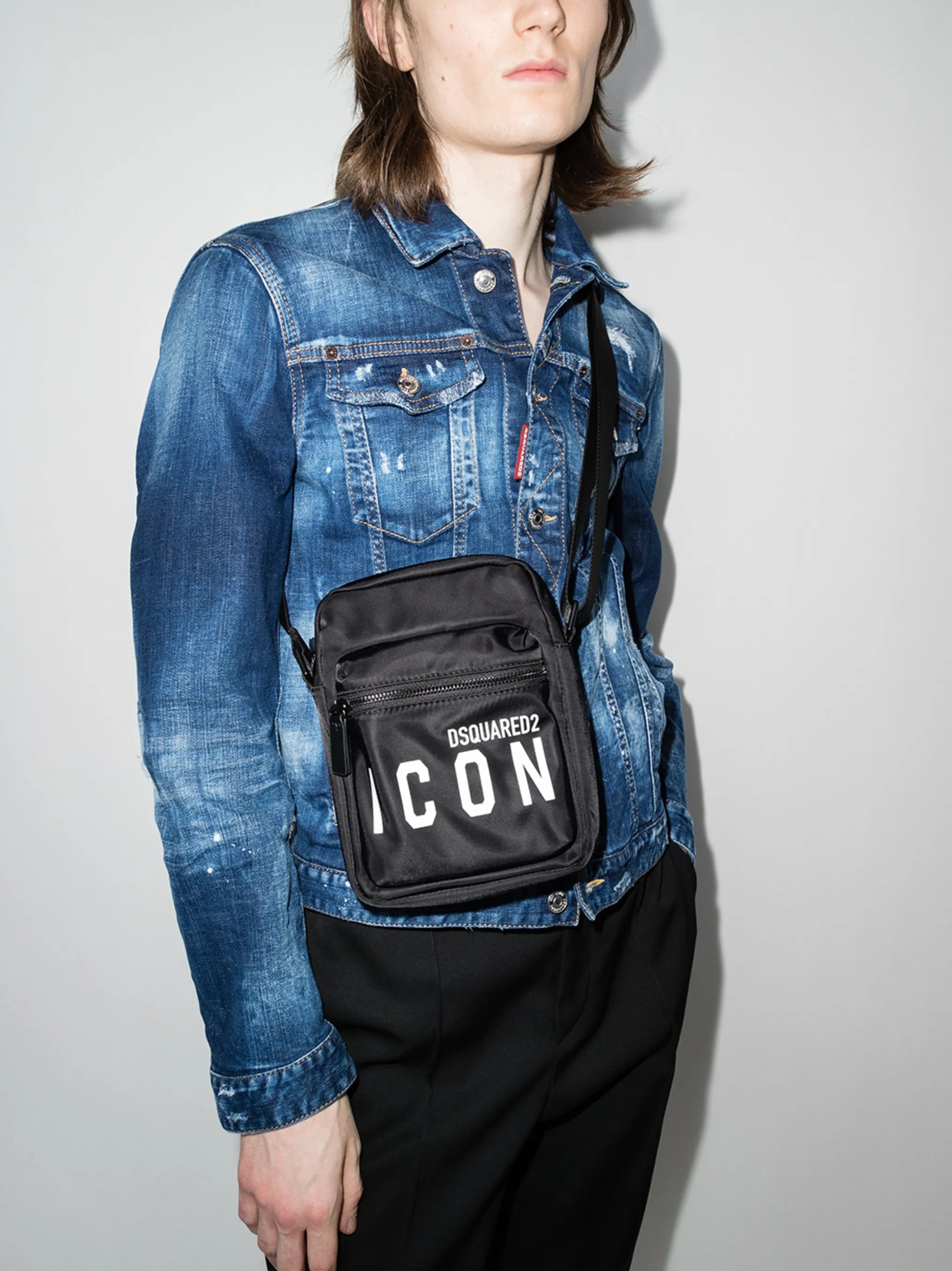 Icon crossbody bag