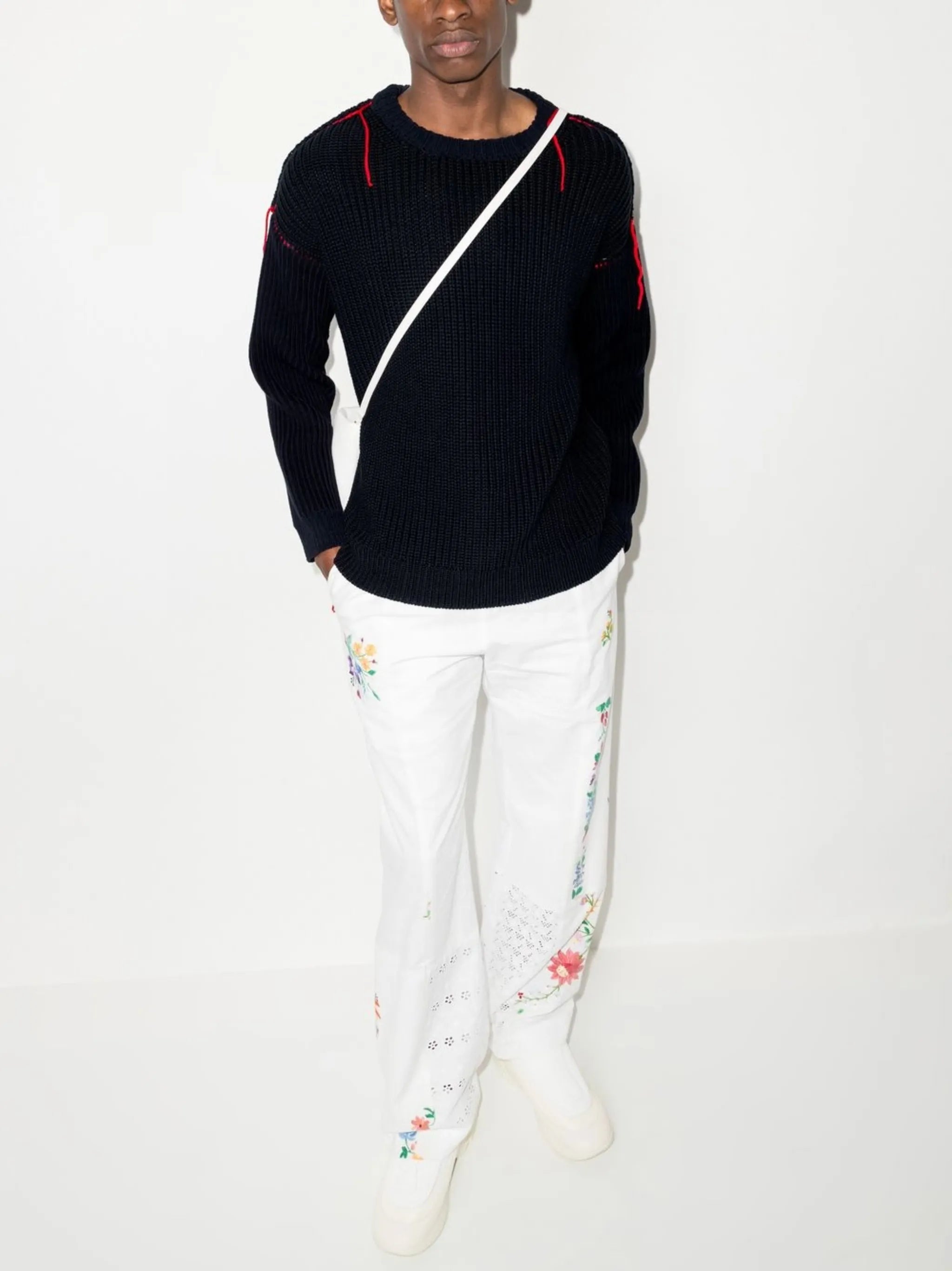 contrast-stitch crew-neck jumper