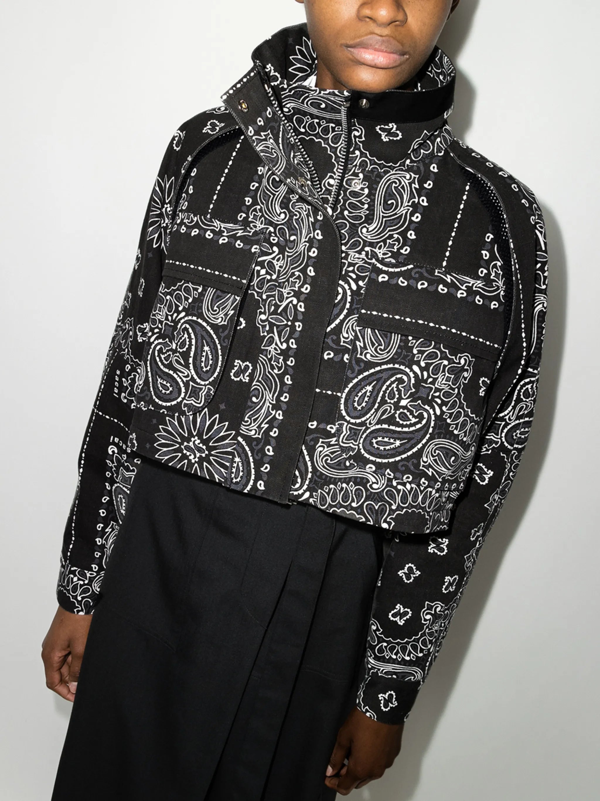 bandana-print crop jacket