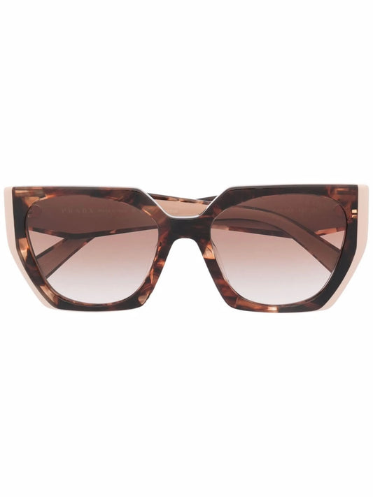 cat-eye sunglasses