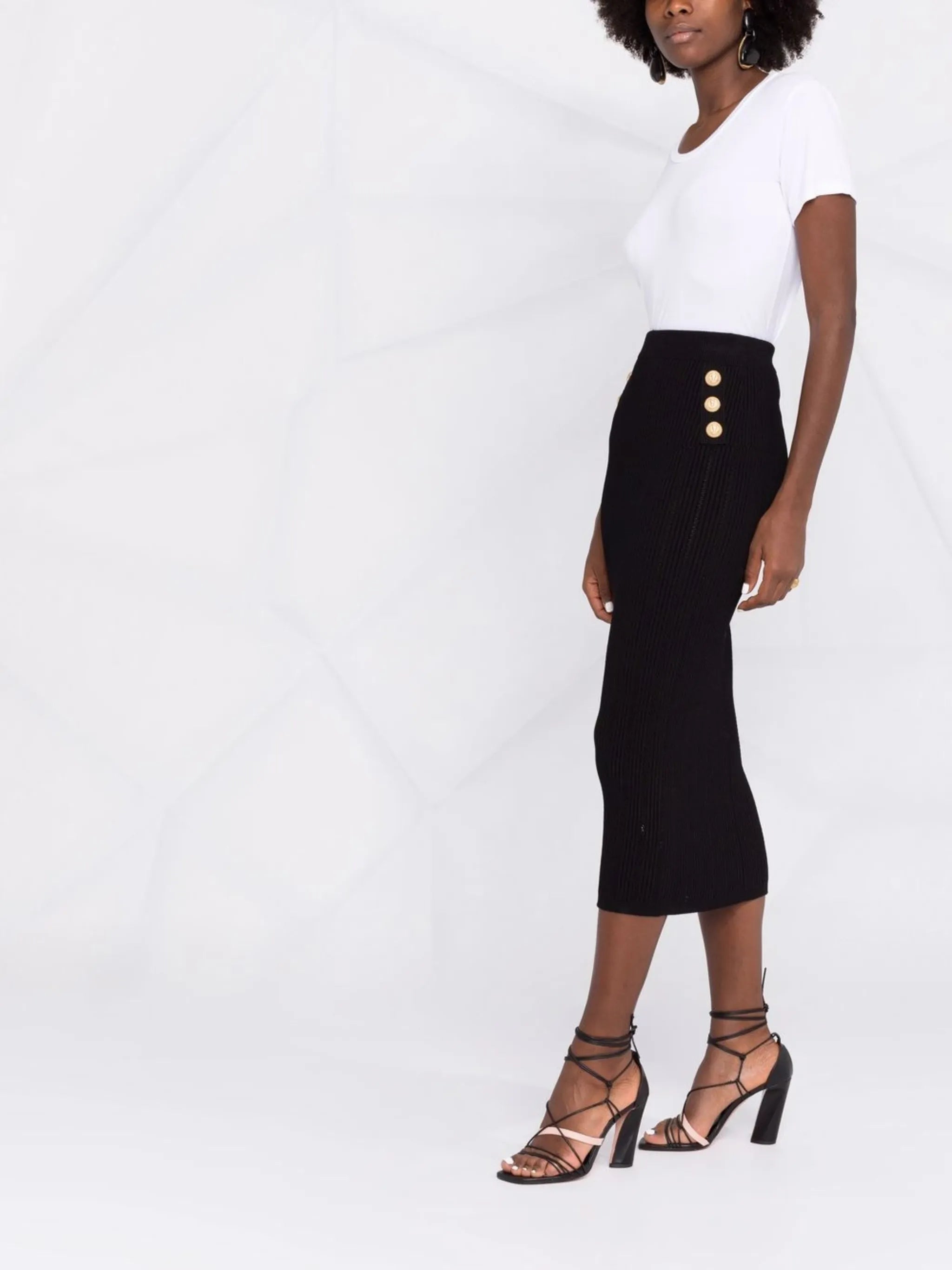 buttoned knitted midi skirt