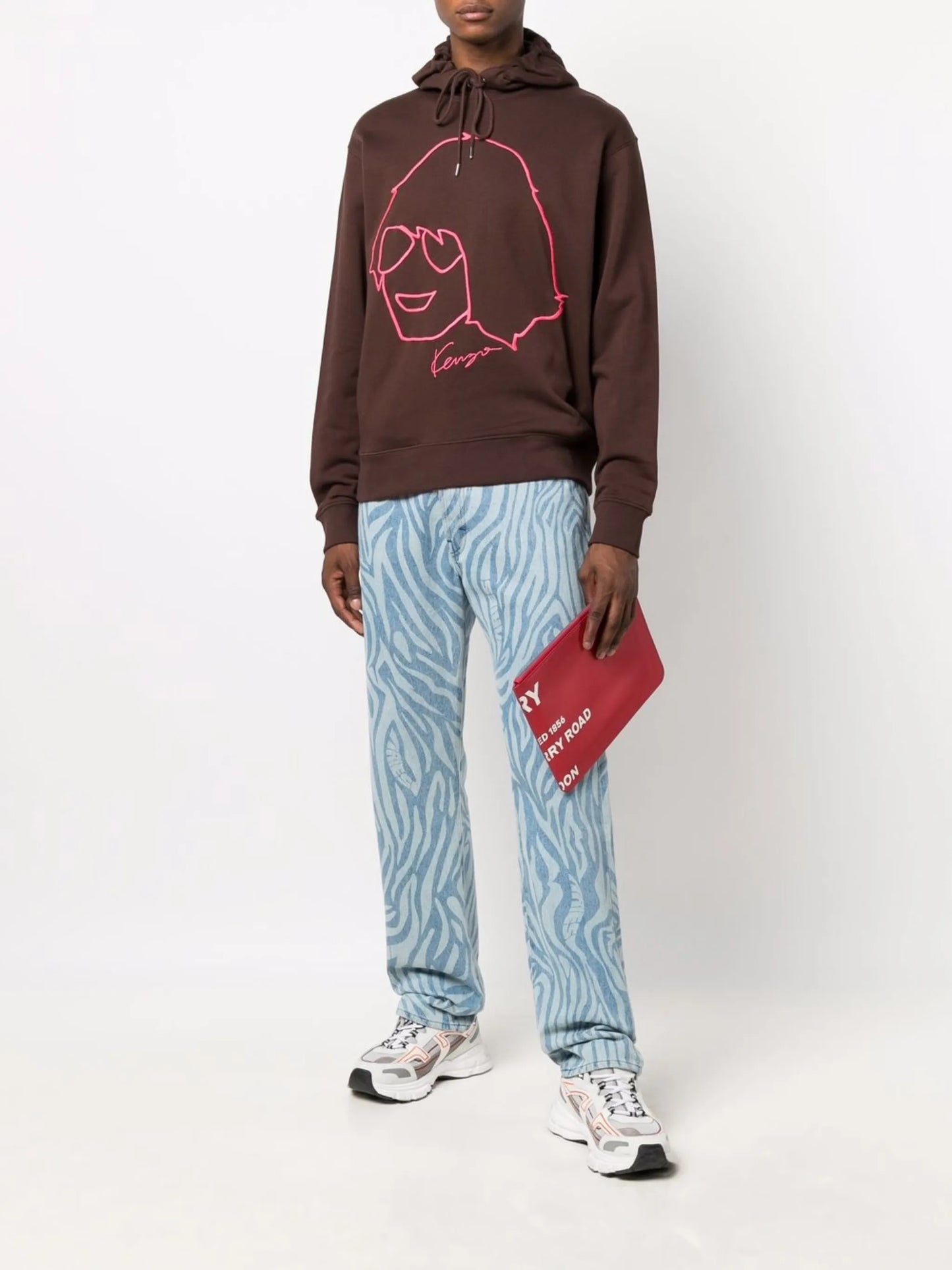 sketch-embroidery cotton hoodie