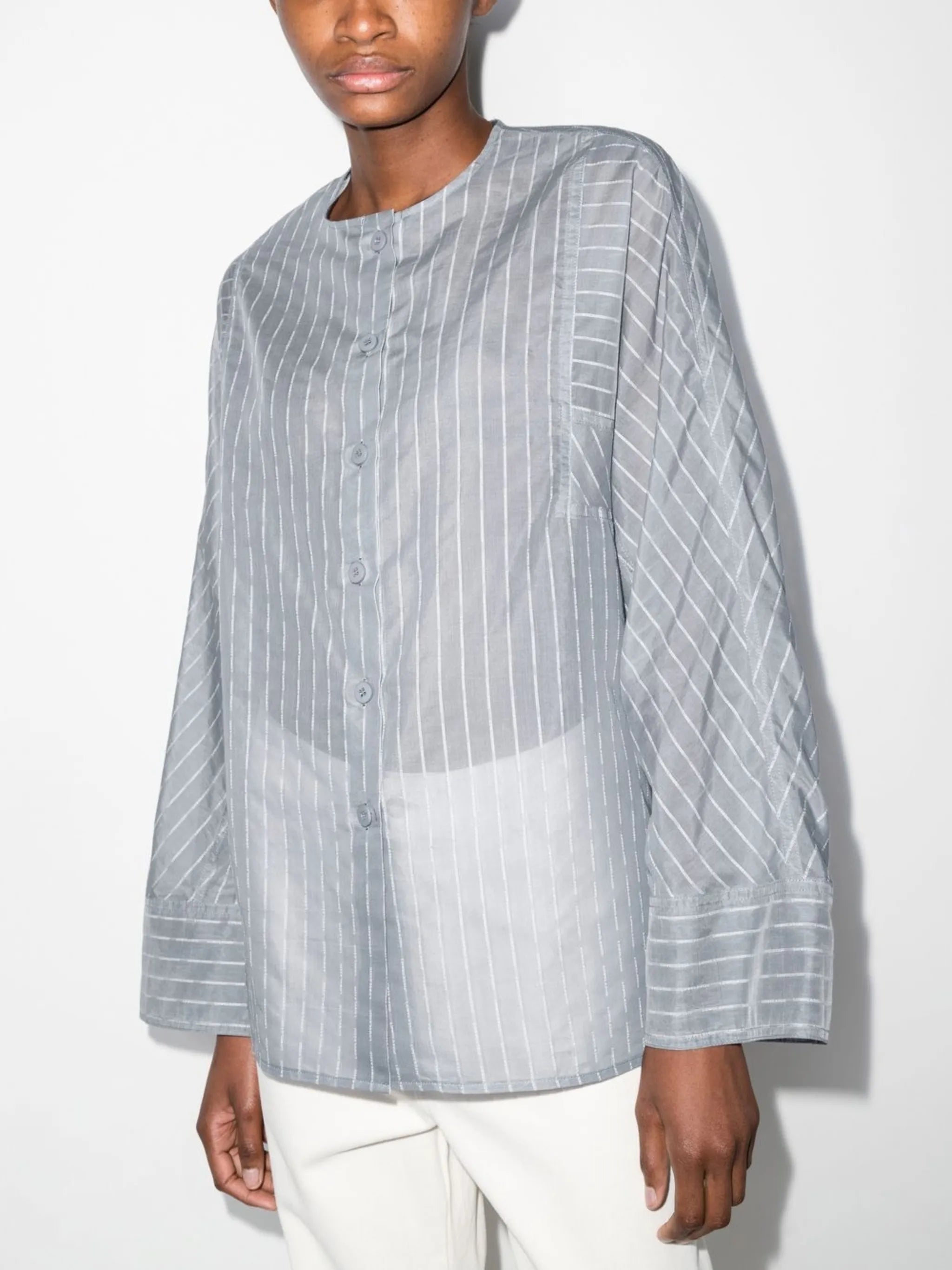 collarless T-pattern shirt