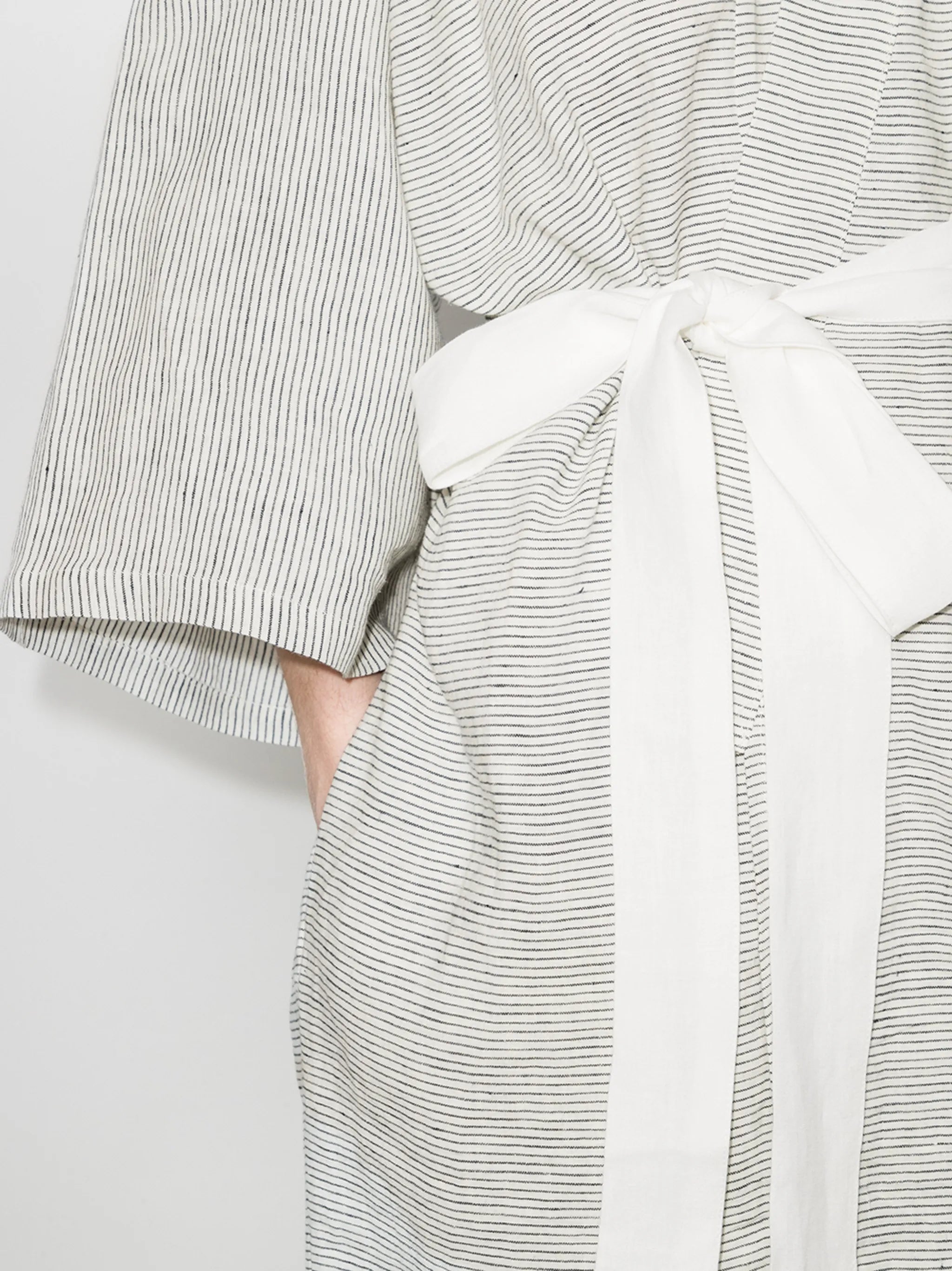 The 02 tied-waist robe