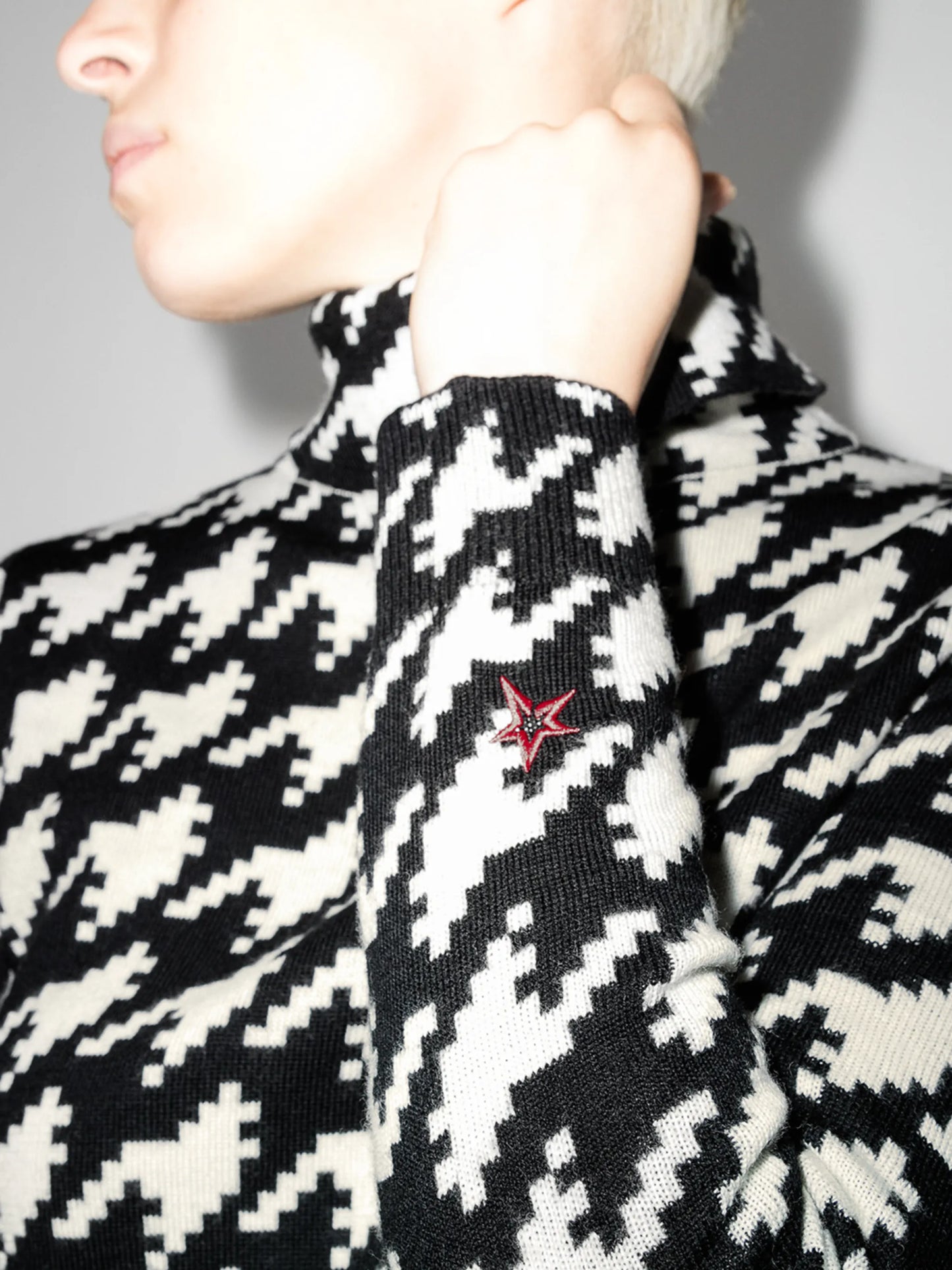 houndstooth pattern turtleneck jumper