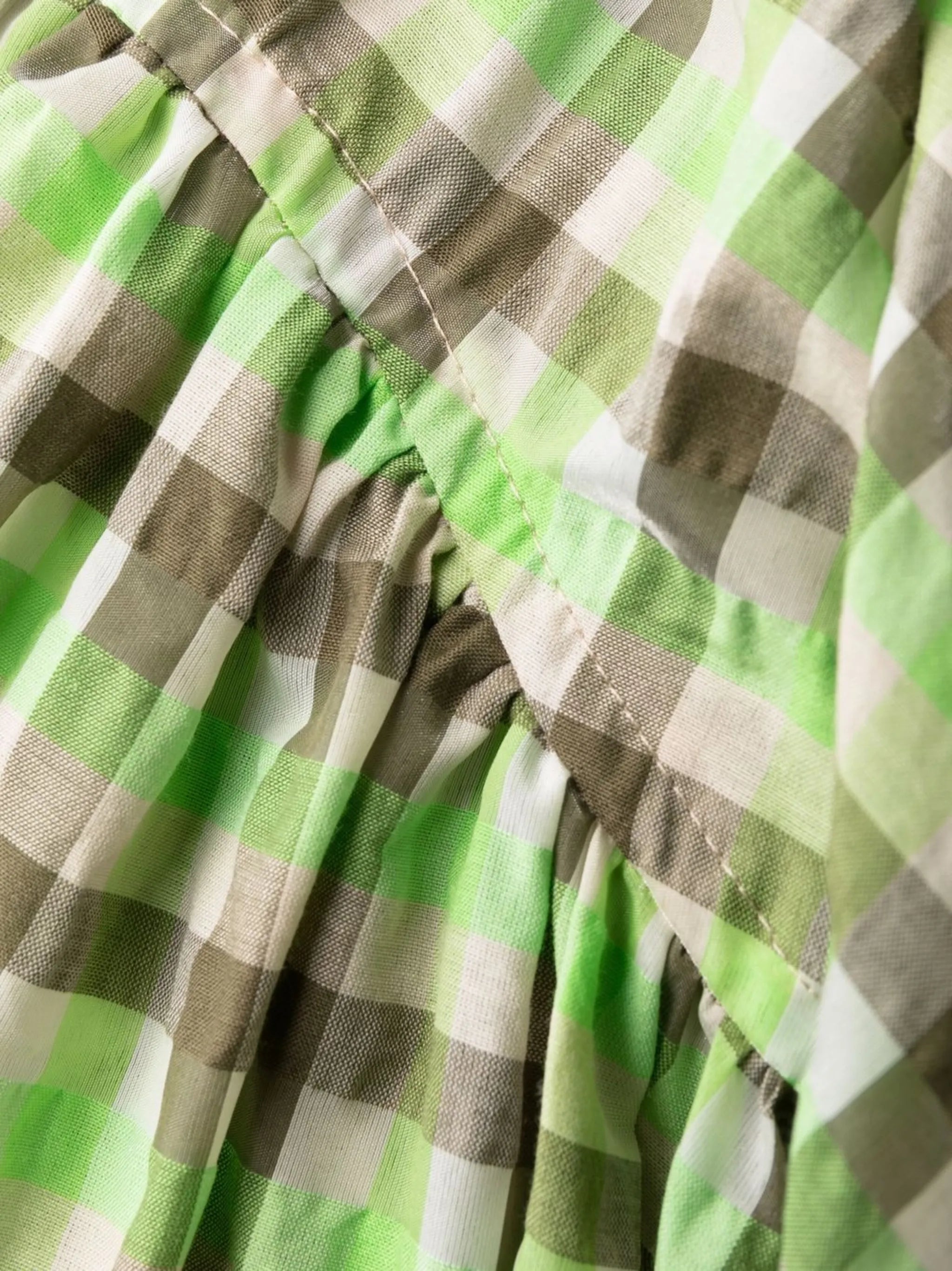 seersucker check-print short-sleeve wrap dress