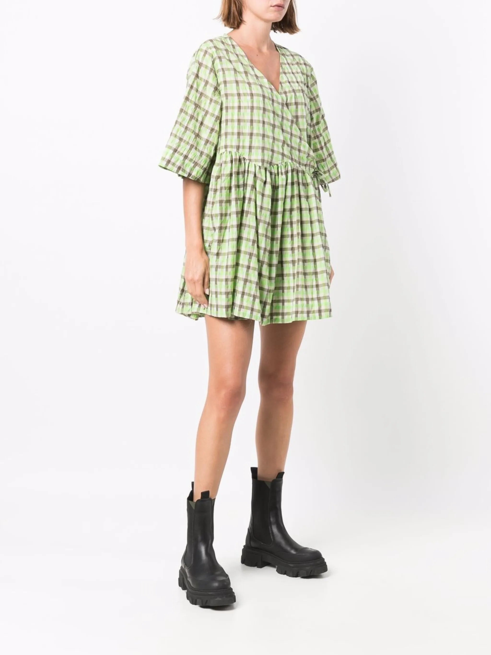 seersucker check-print short-sleeve wrap dress