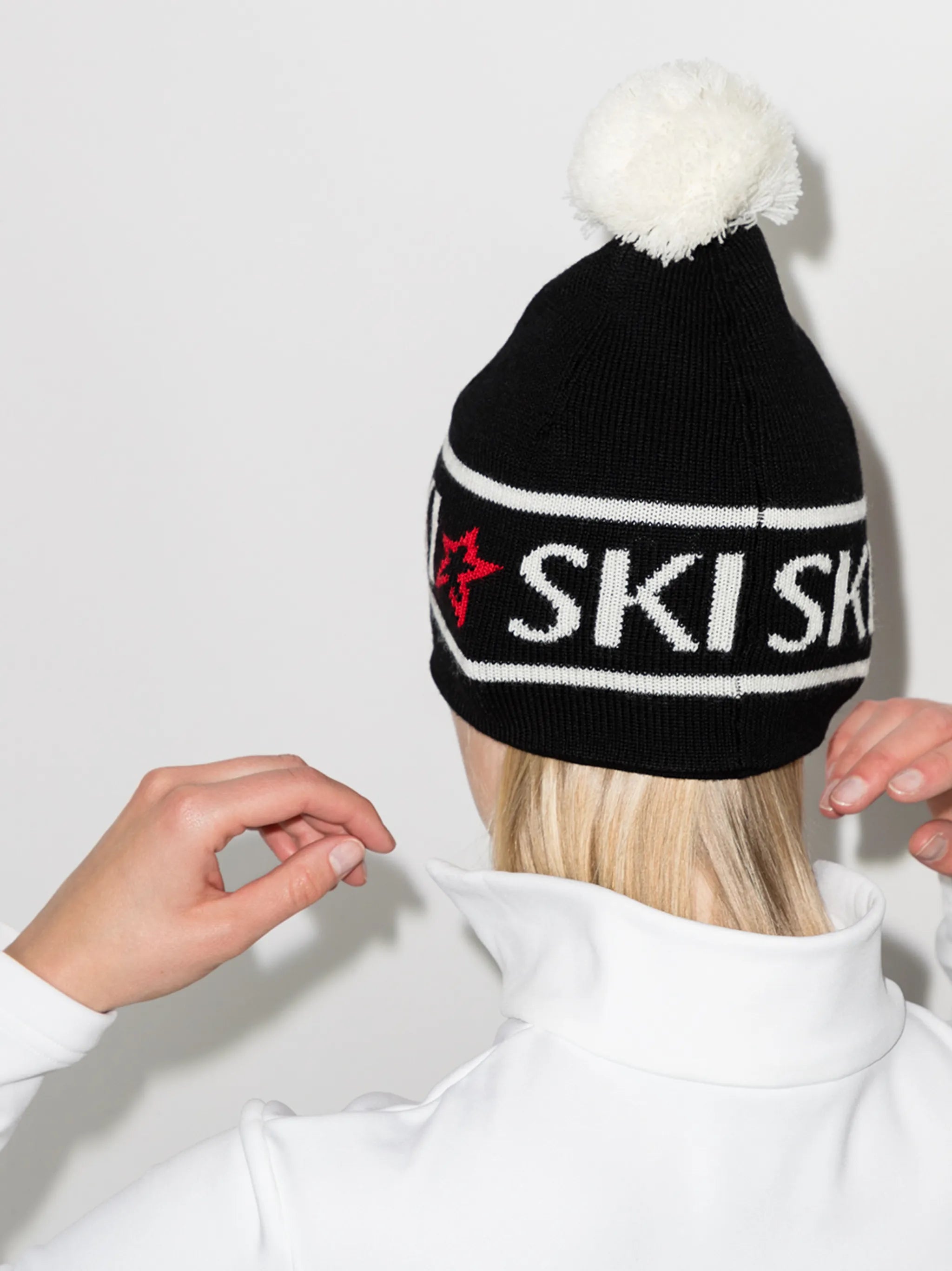 Ski knitted beanie