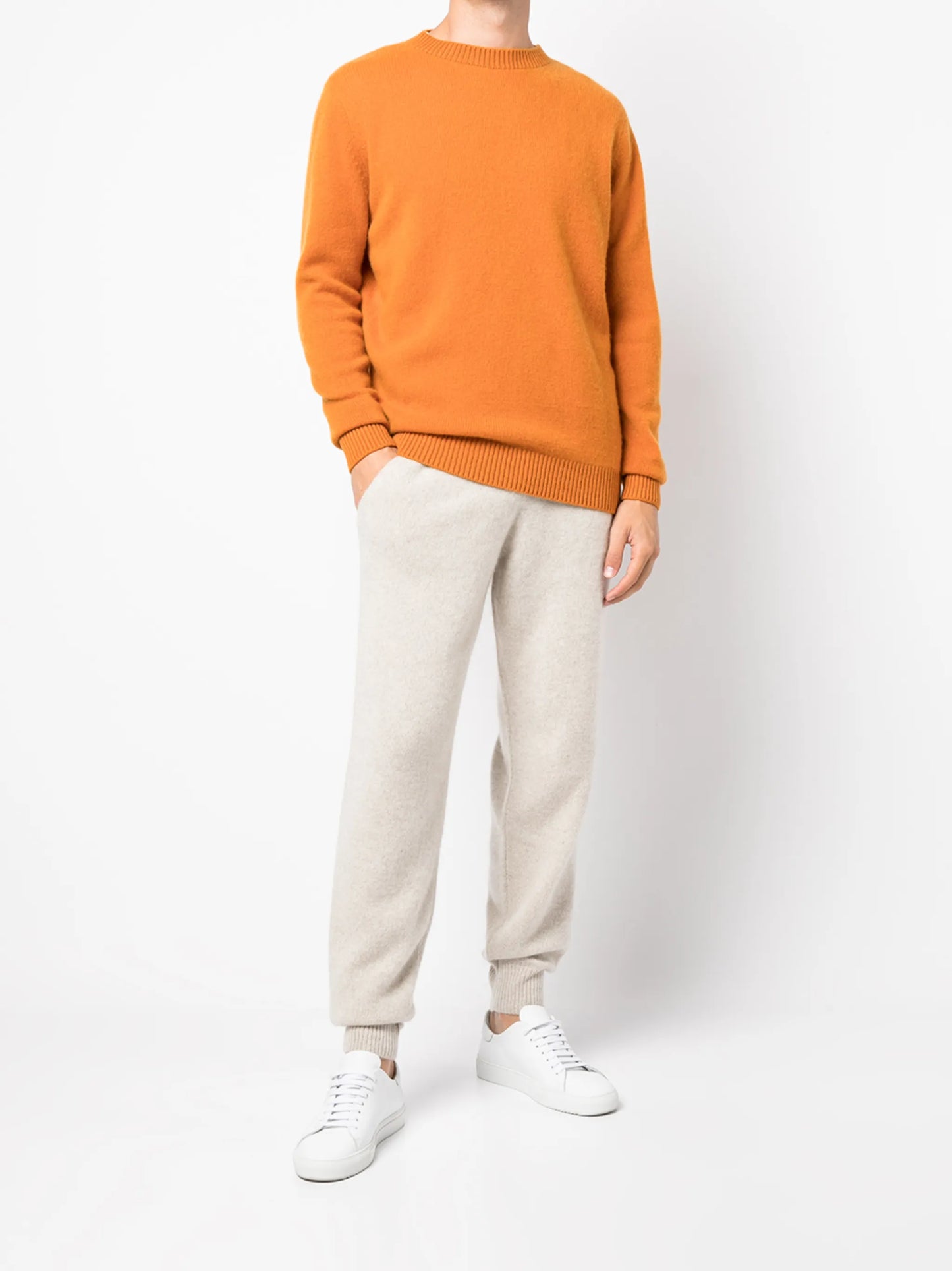 fine knit cashmere crewneck jumper