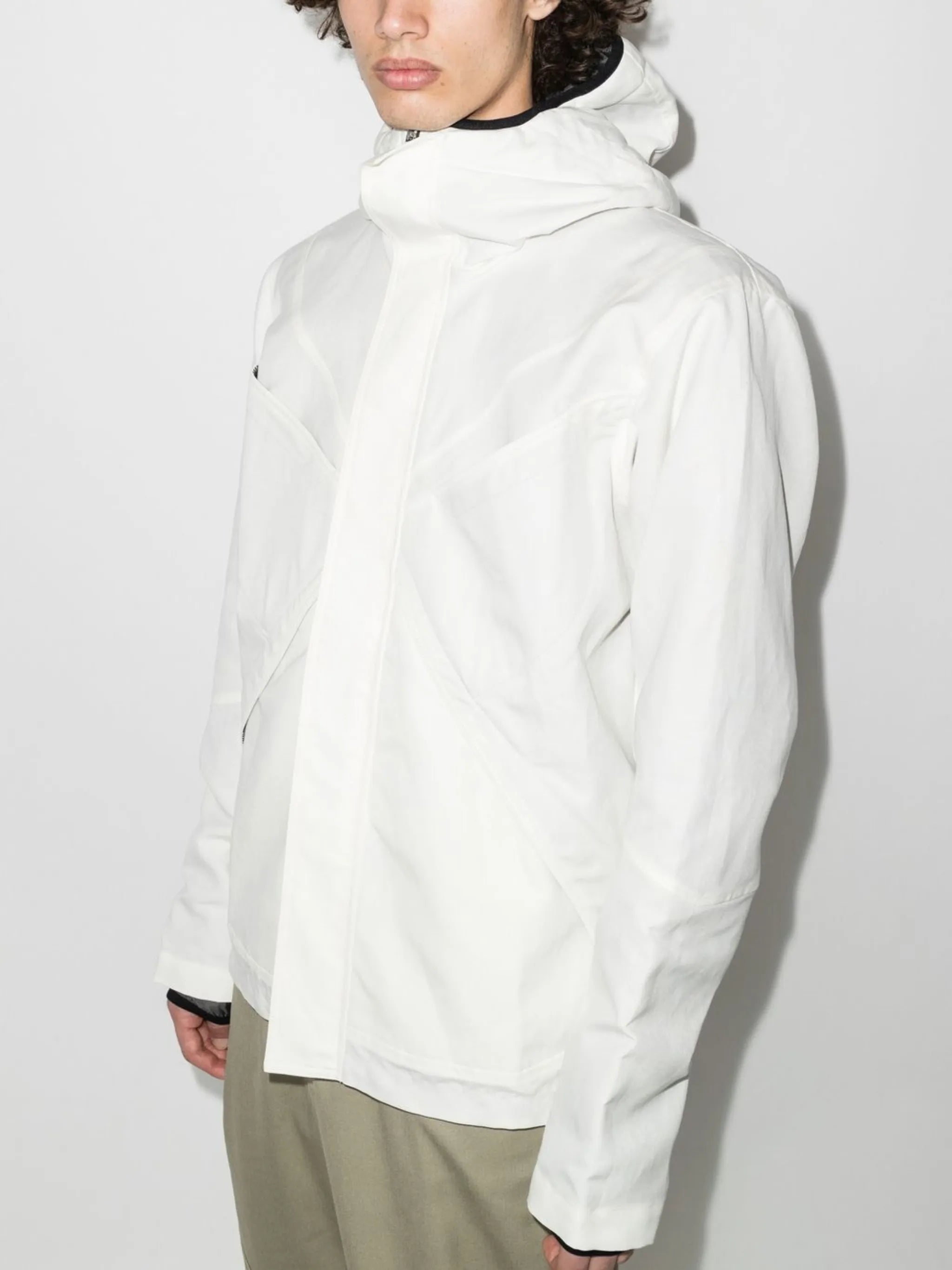 Ljos zipped pockets hooded jacket