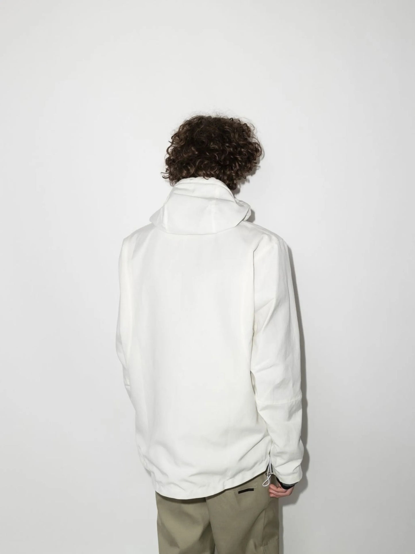 Ljos zipped pockets hooded jacket