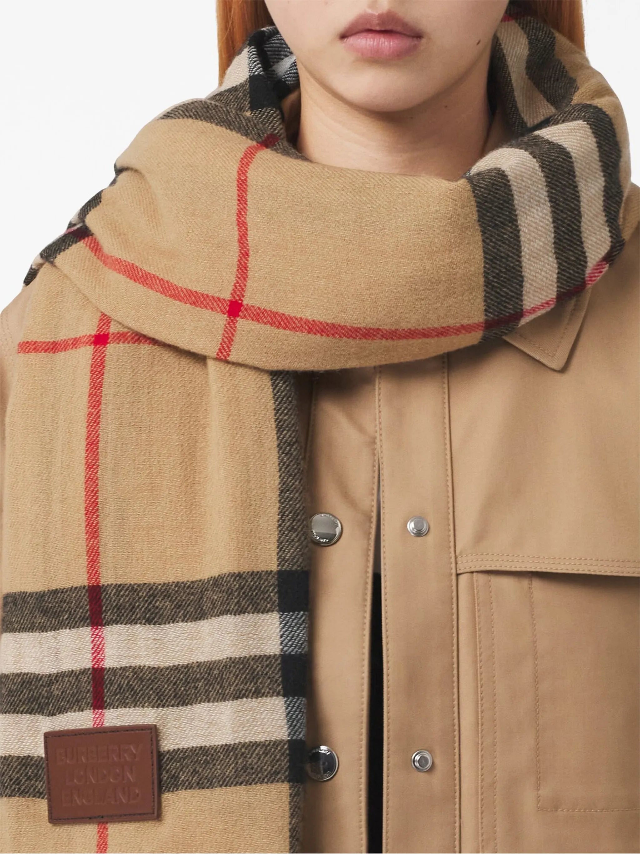 check-pattern scarf