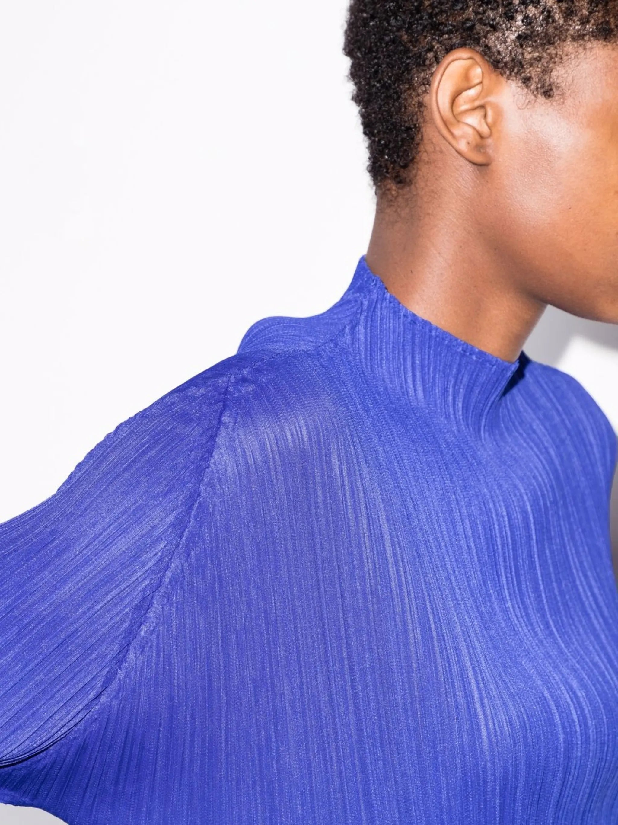 Monthly Colours January plissé-effect top
