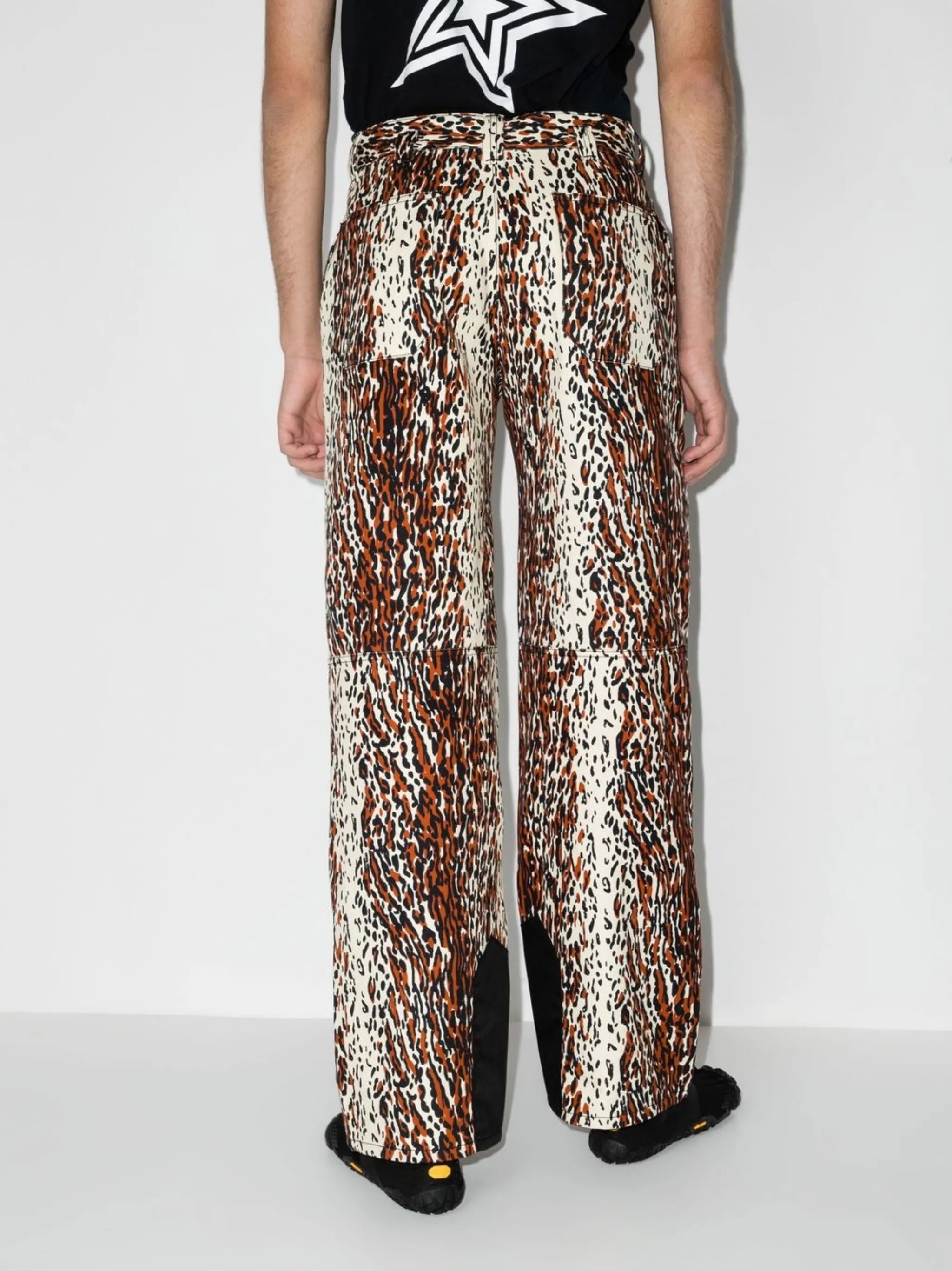 Action straight-leg trousers