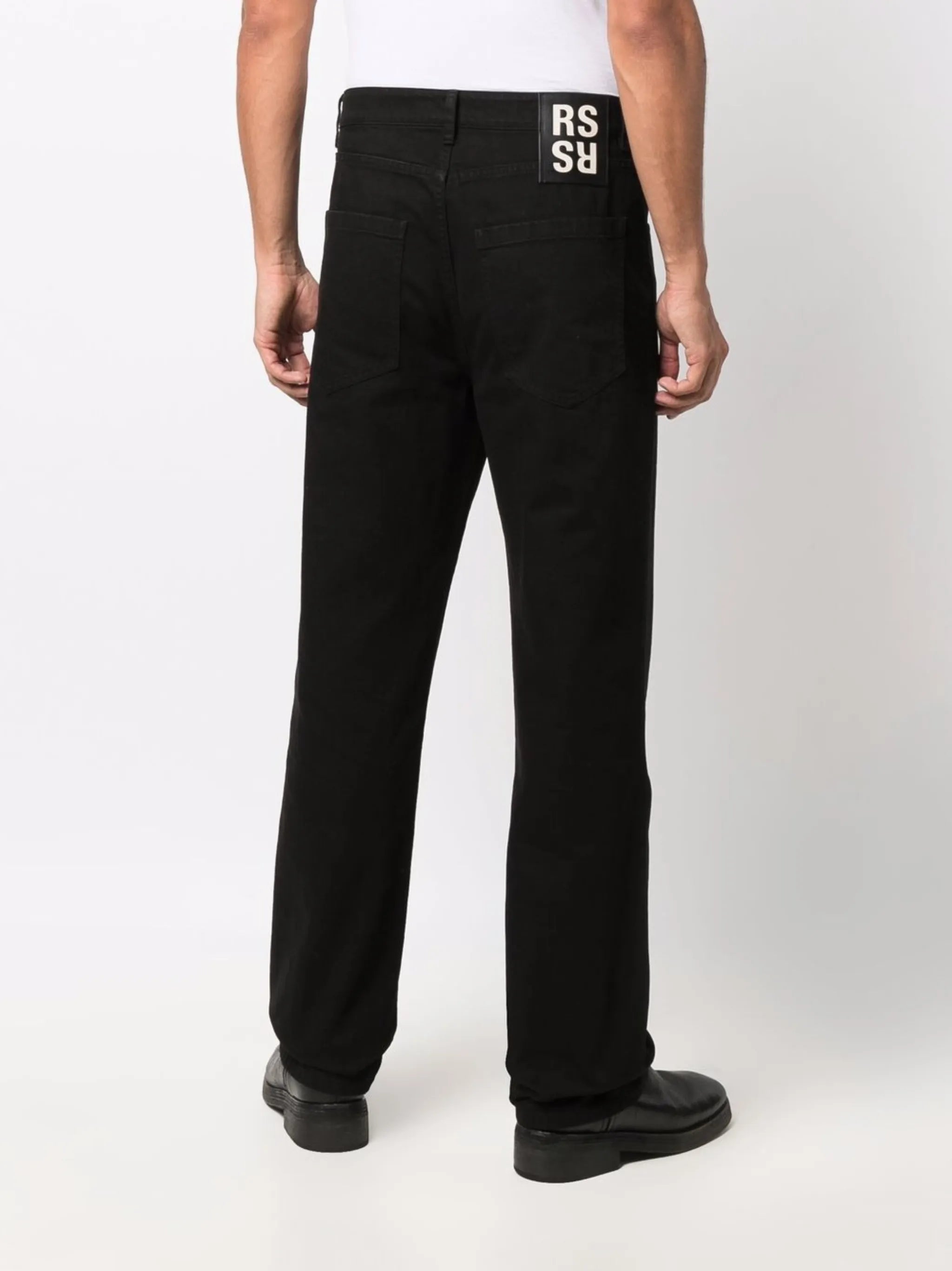 straight-leg cropped jeans