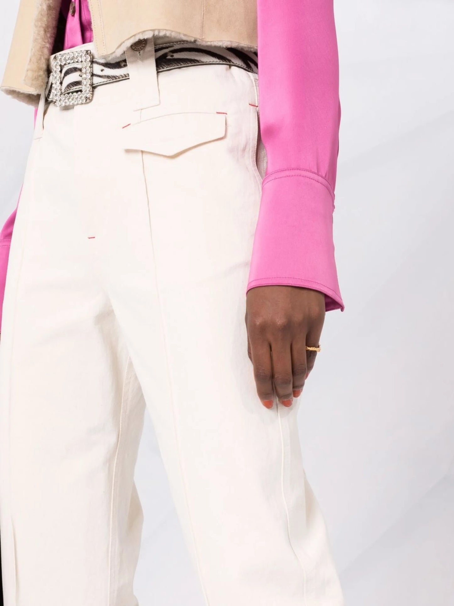 straight-leg trousers