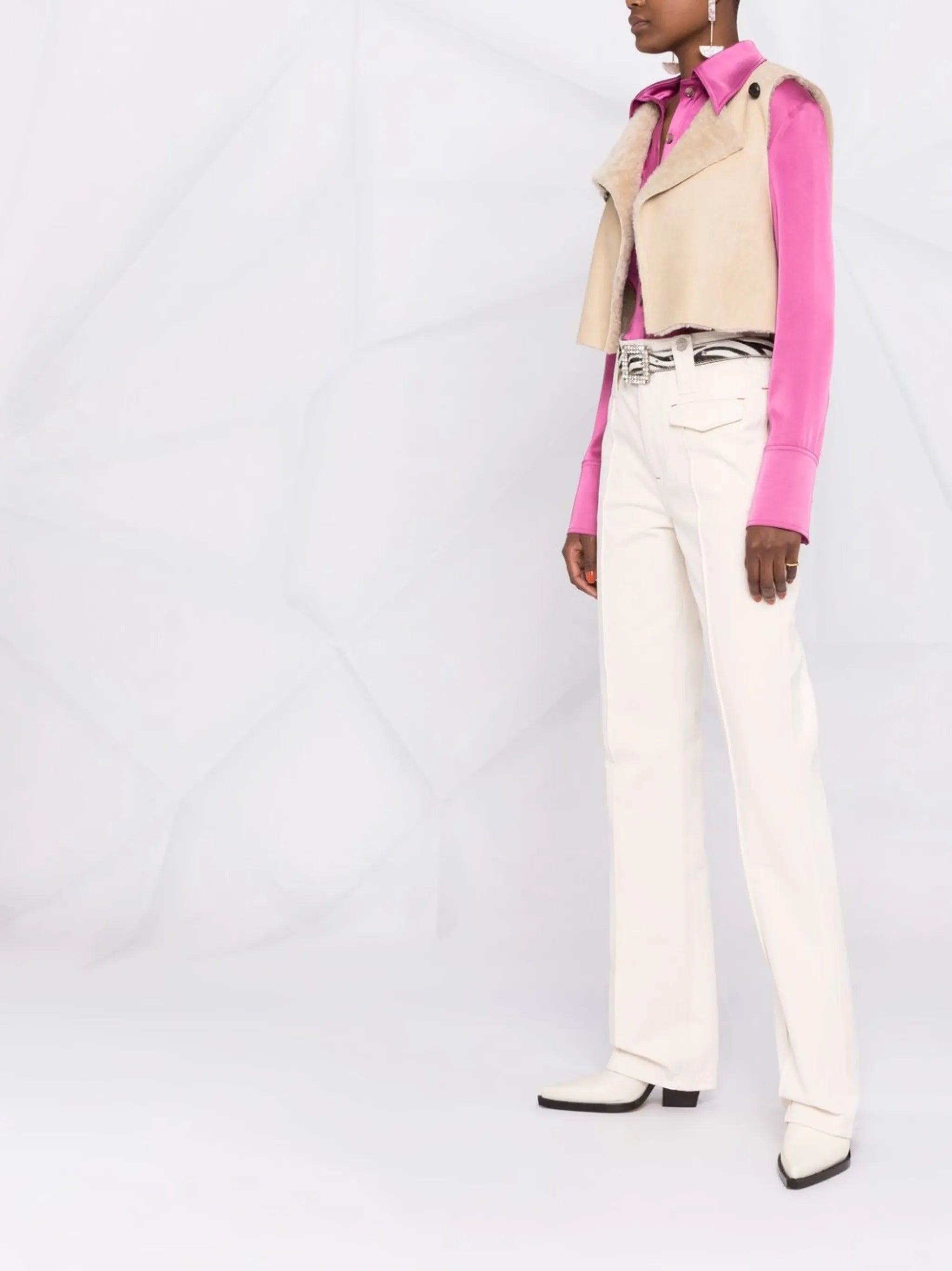 straight-leg trousers