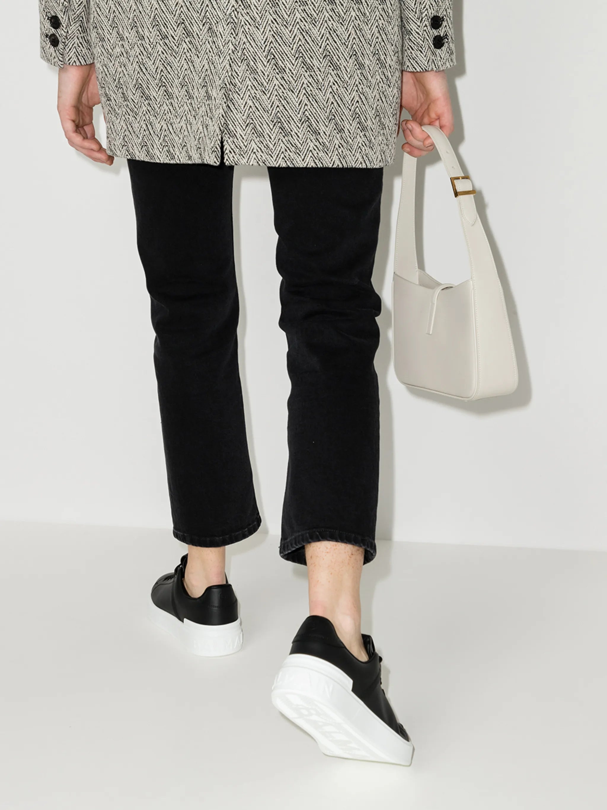 B-Court low-top sneakers
