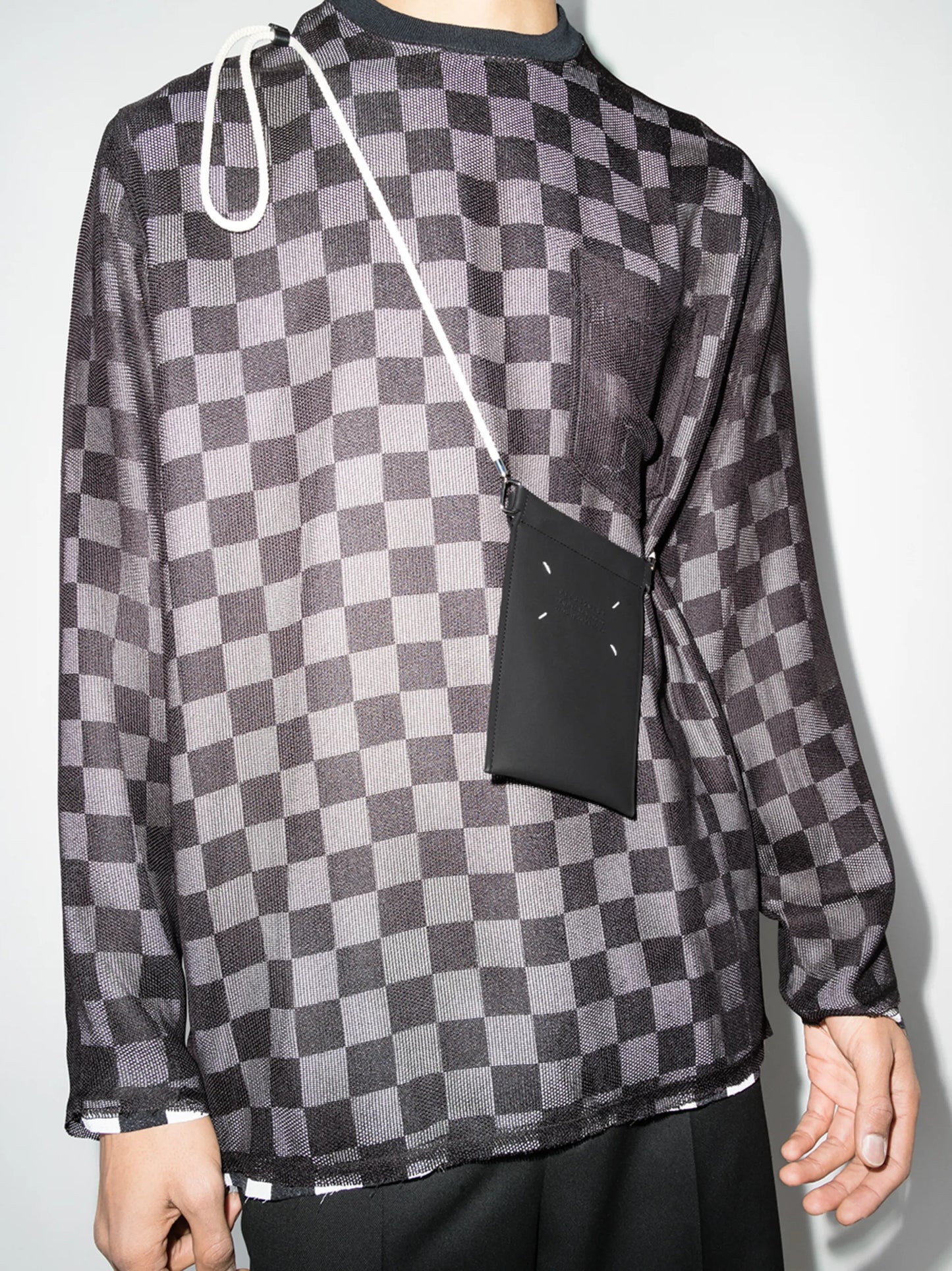 four-stitch phone pouch