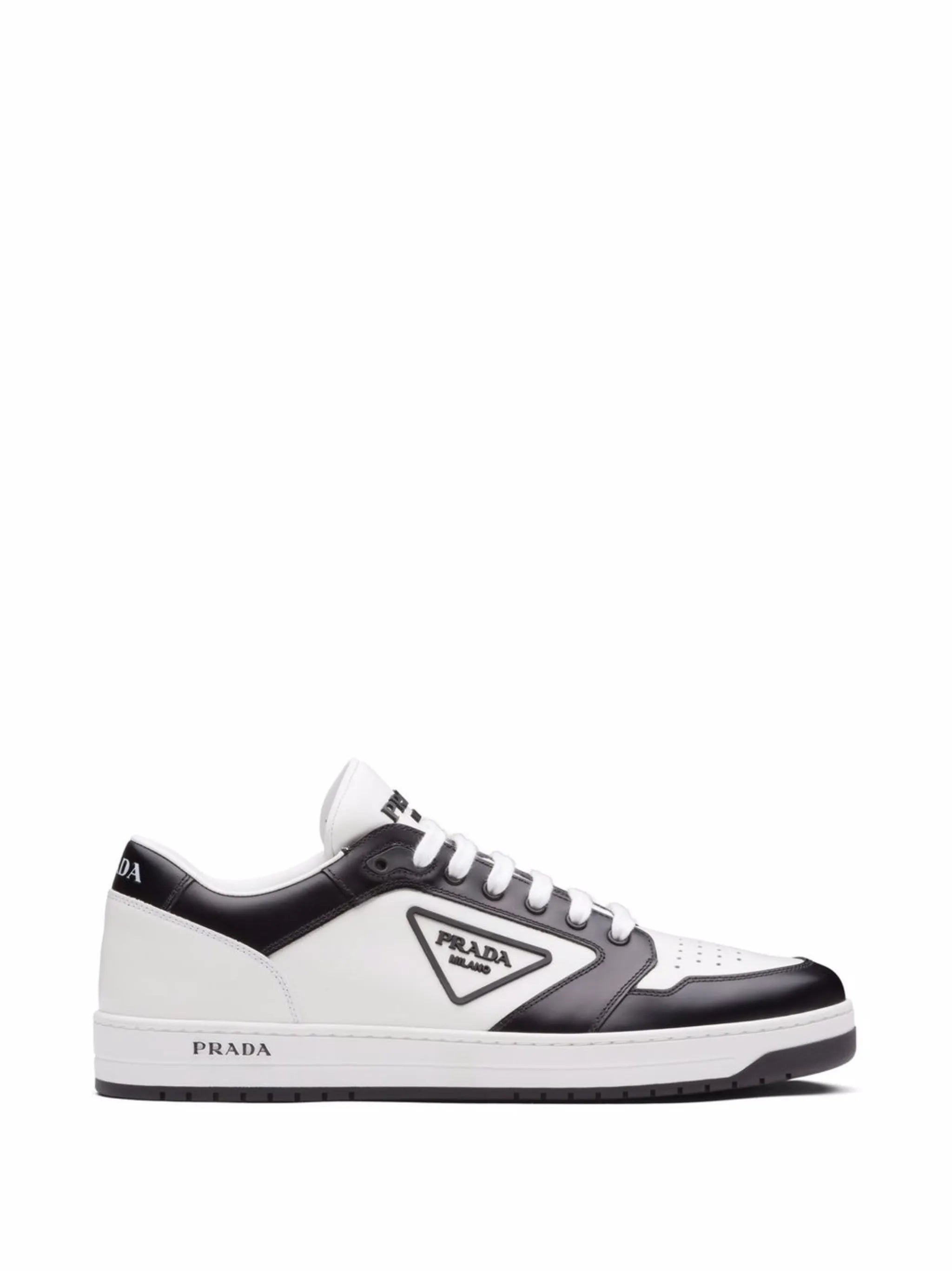 District low-top leather sneakers
