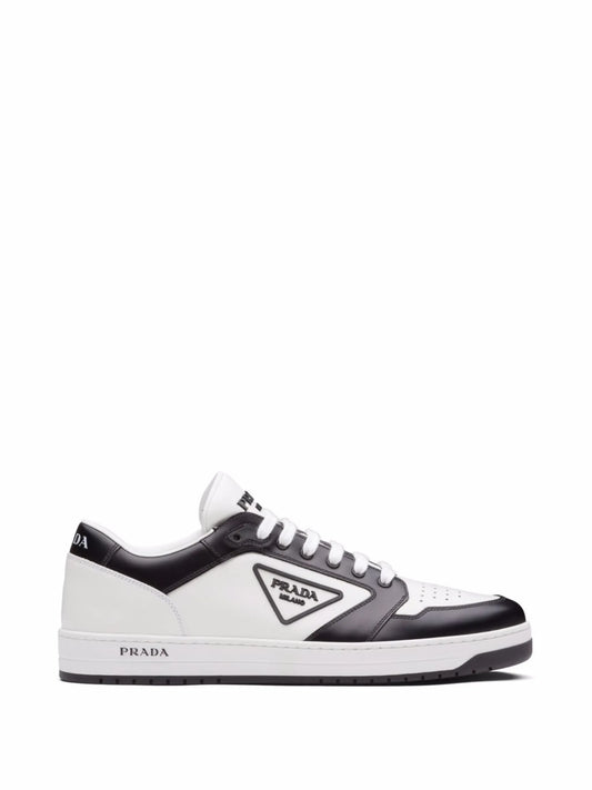 District low-top leather sneakers