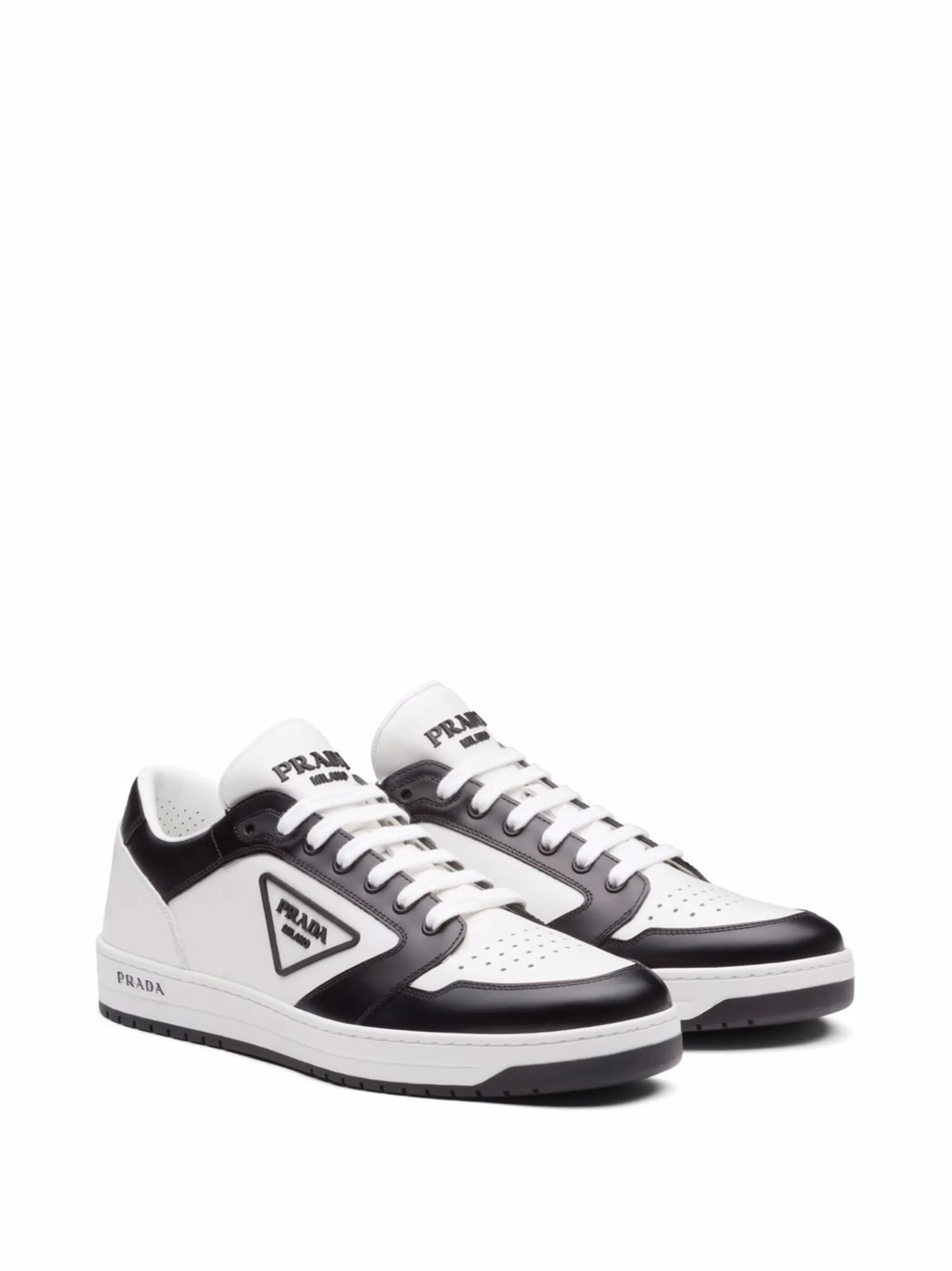 District low-top leather sneakers
