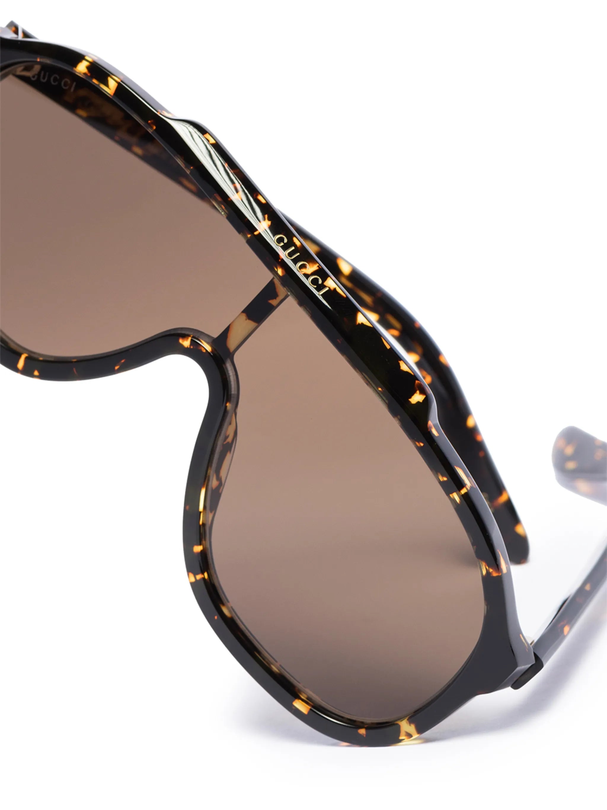 pilot frame sunglasses