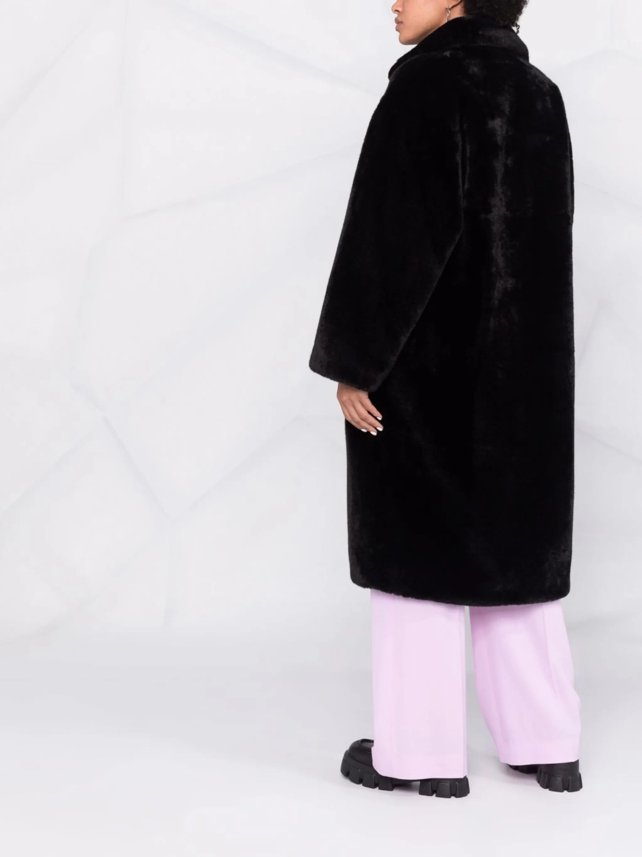 notched-lapels midi faux-fur coat