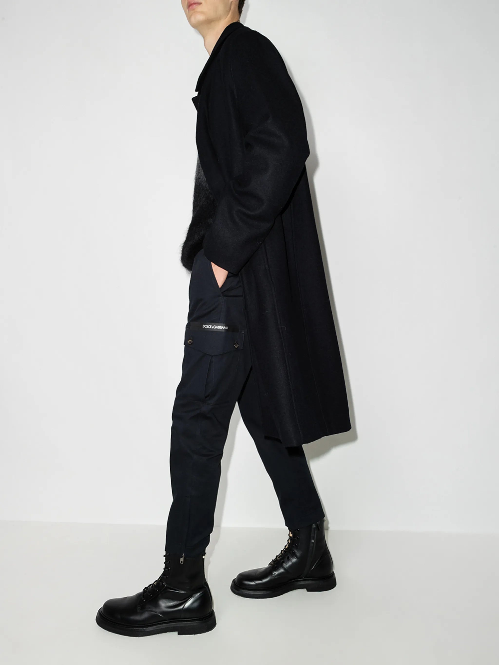 slim-fit tailored trousers