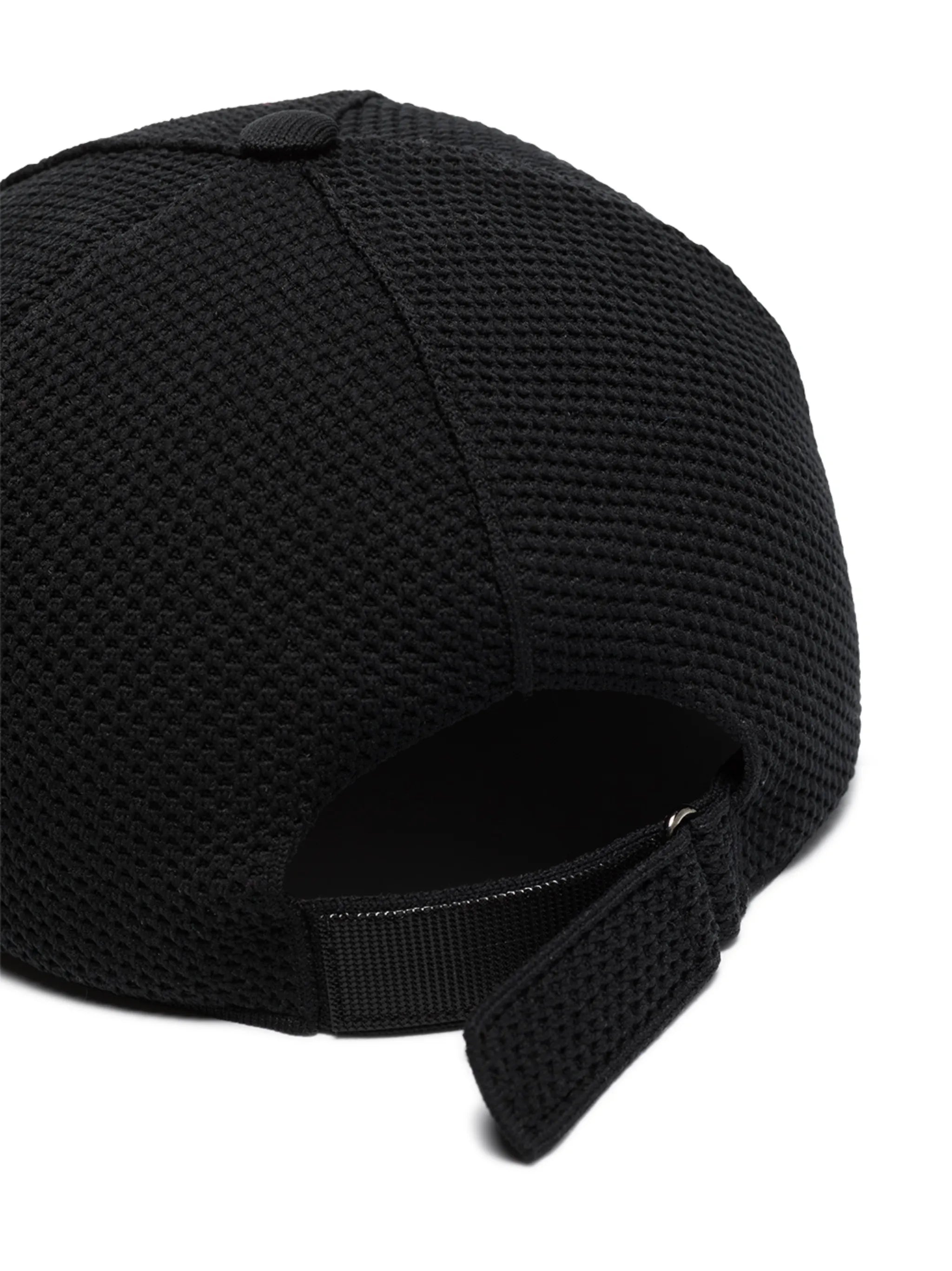 FF-motif baseball cap