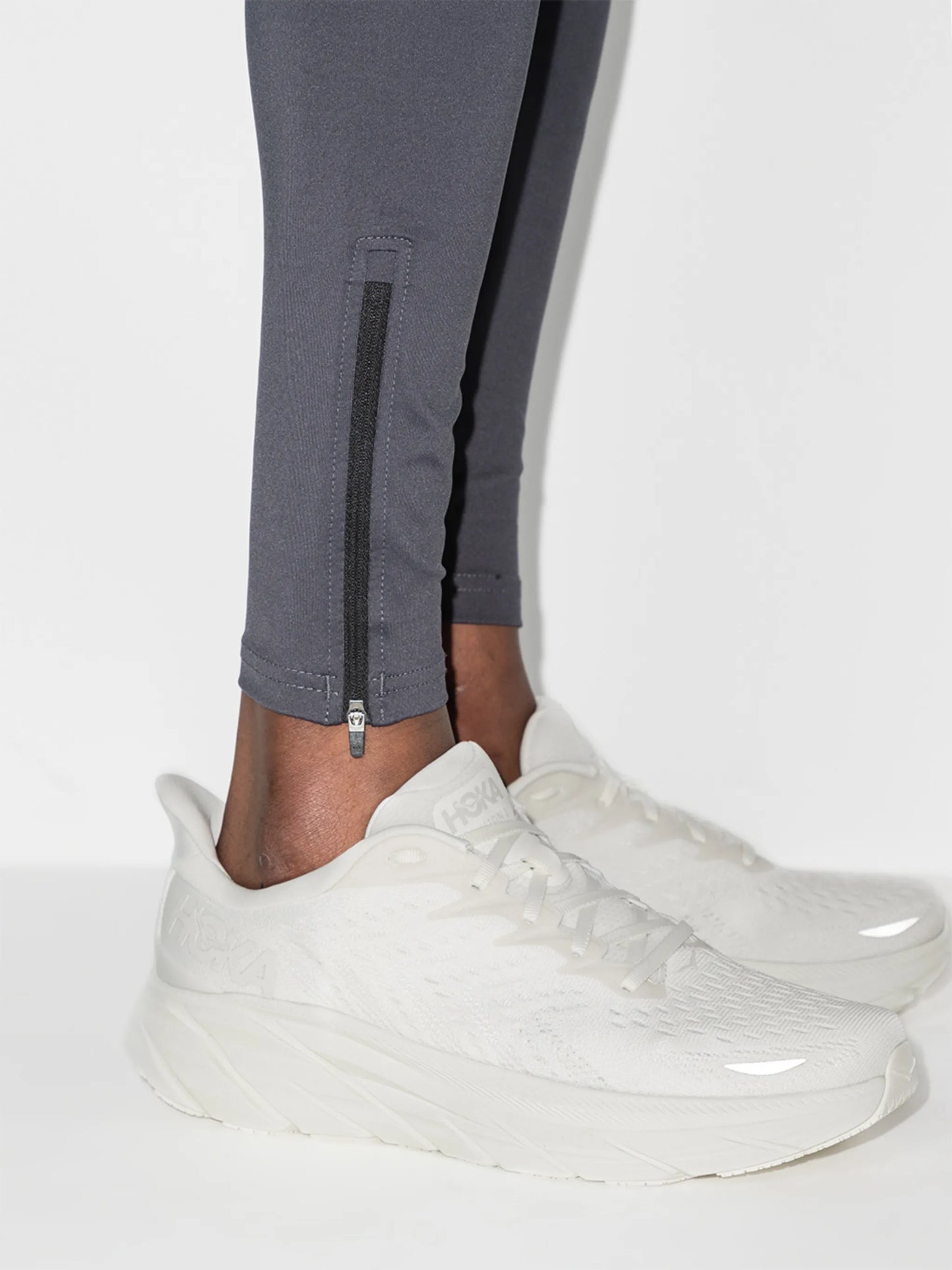 Clifton 8 low-top sneakers