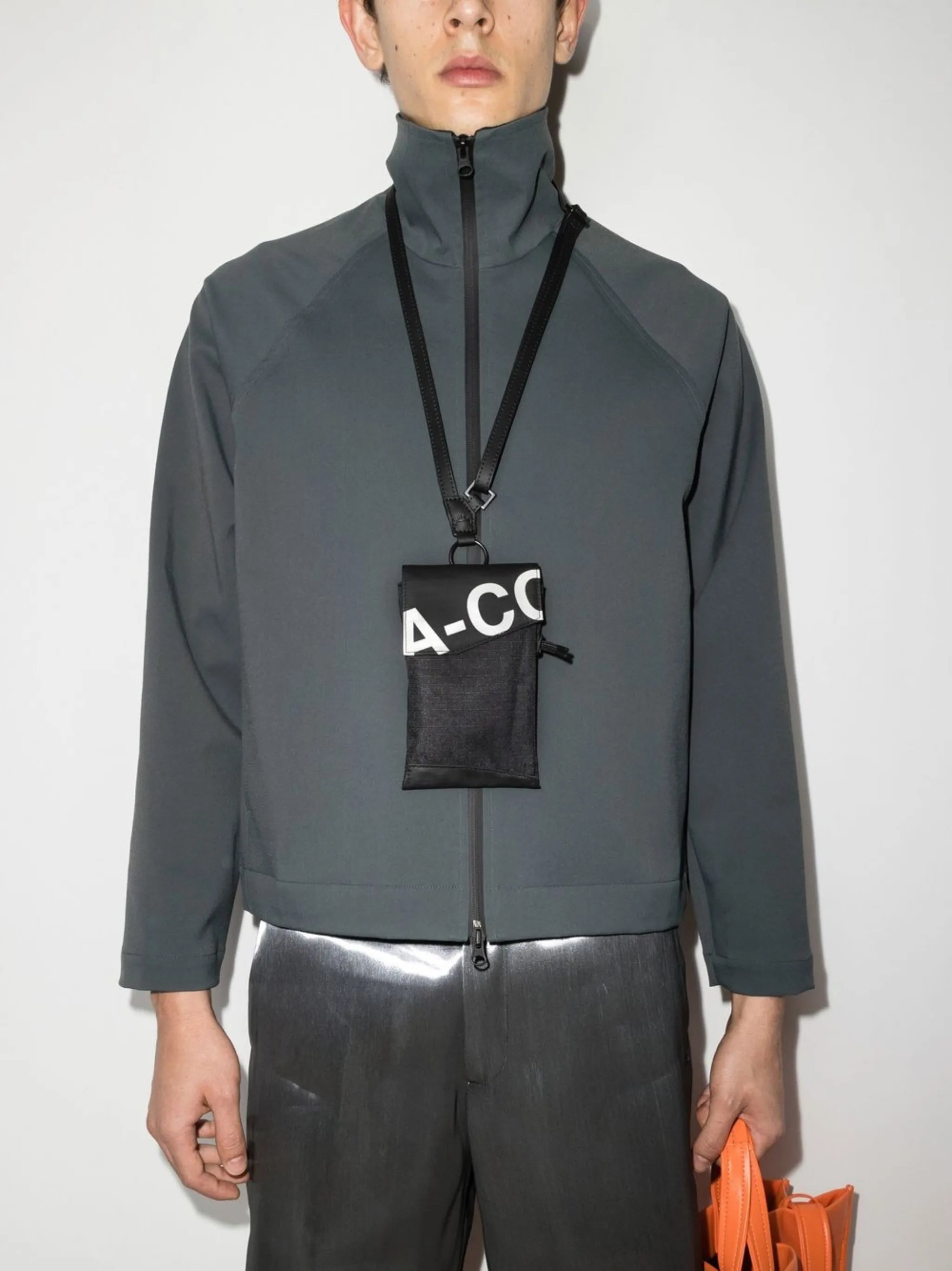 logo-print neck pouch