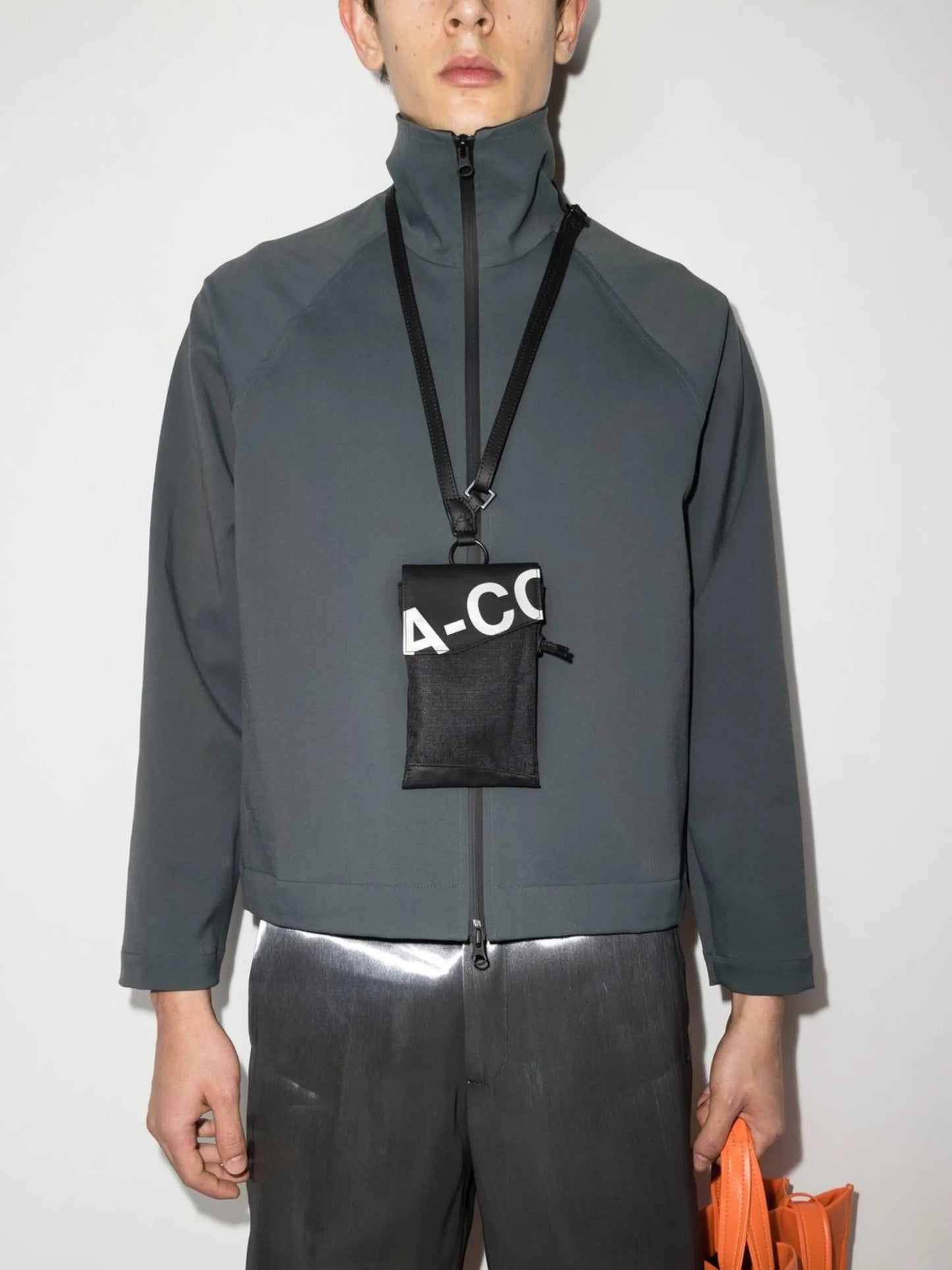 logo-print neck pouch
