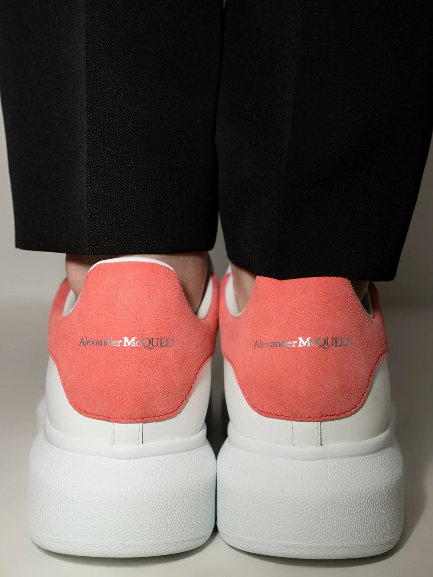 Oversized low-top sneakers